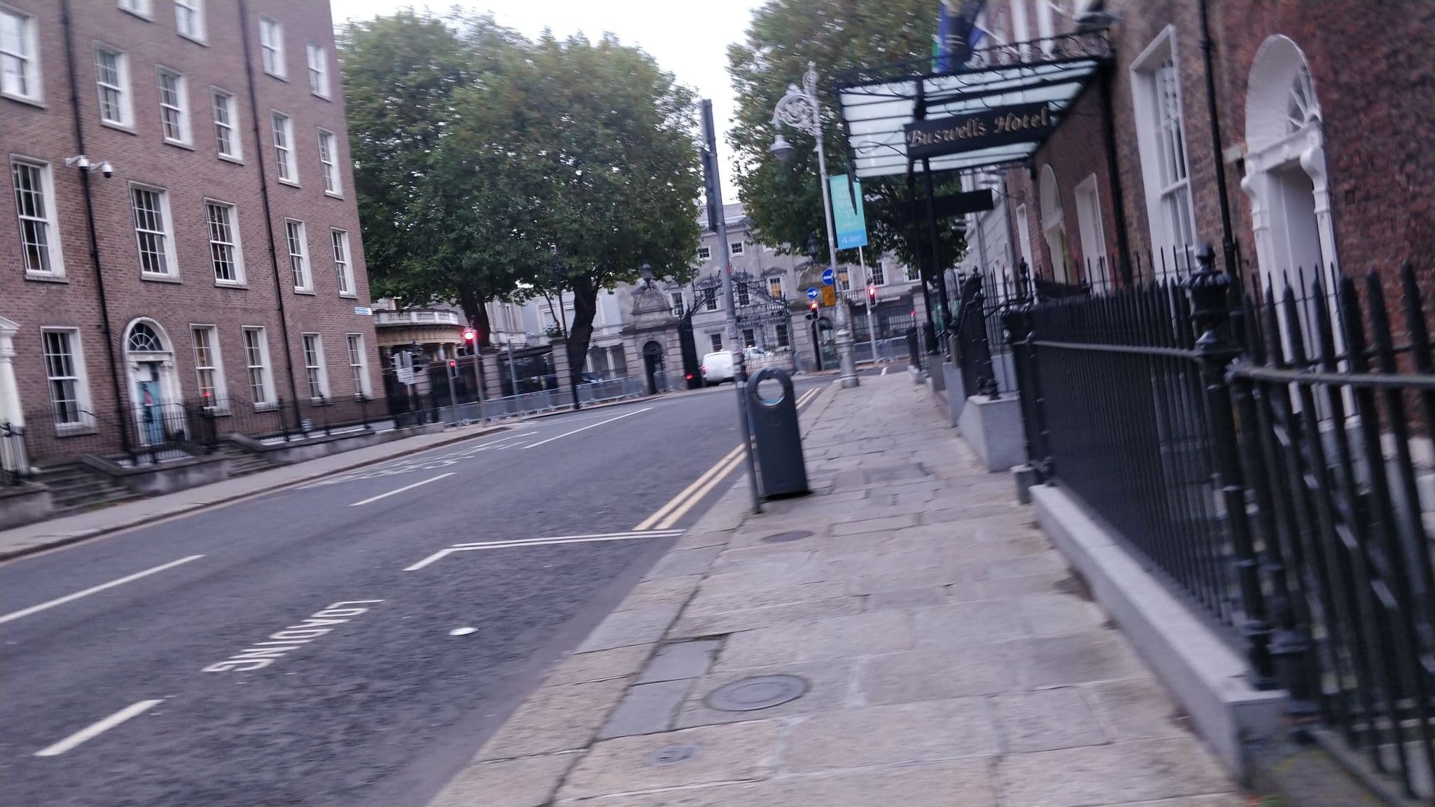 Street view near Buswells Hotel, Dublin — © brianh (CC BY-SA · Mapillary)