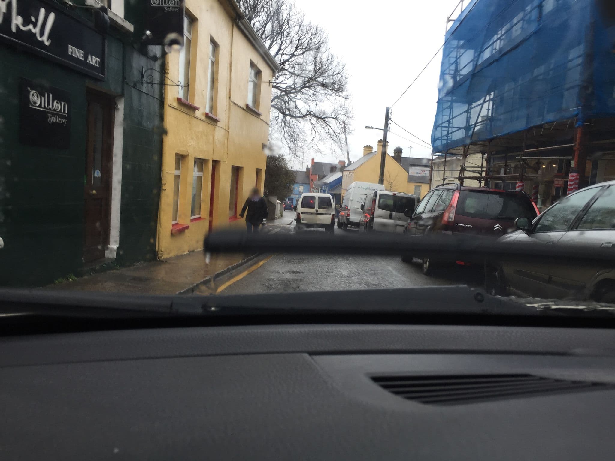 Street view near Áras de Staic, Dingle — © mackerski (CC BY-SA · Mapillary)