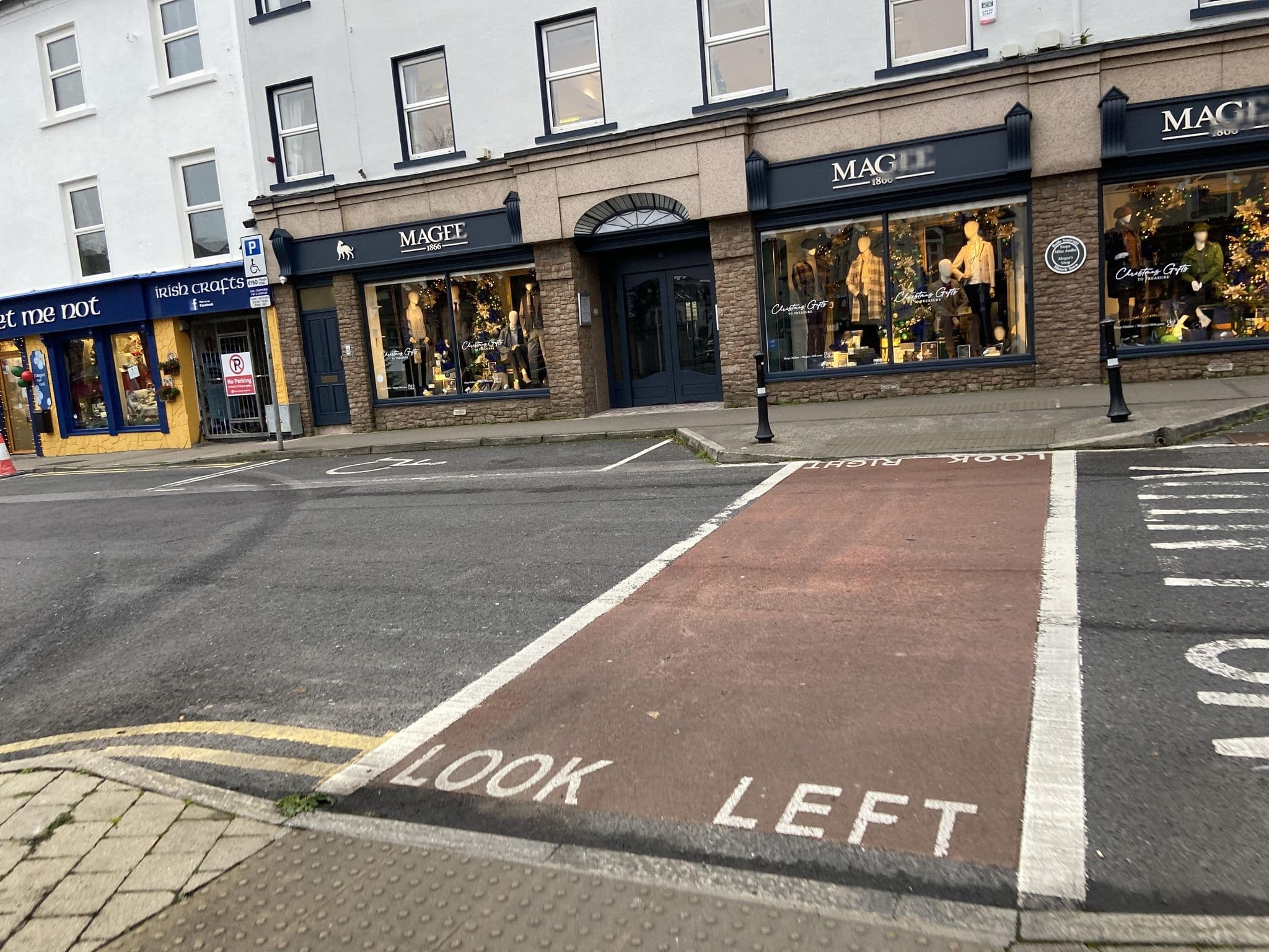 Street view near Donegal hotel nice, Donegal — © Renukaprasad (CC BY-SA · Mapillary)