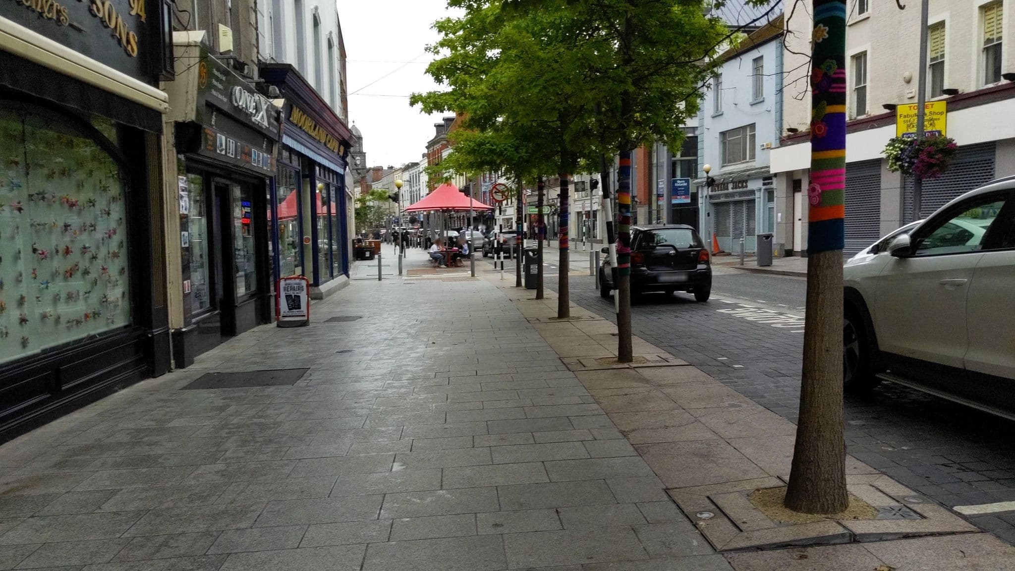 Street view near The Marcy Hotel, Drogheda — © cutefemboy (CC BY-SA · Mapillary)