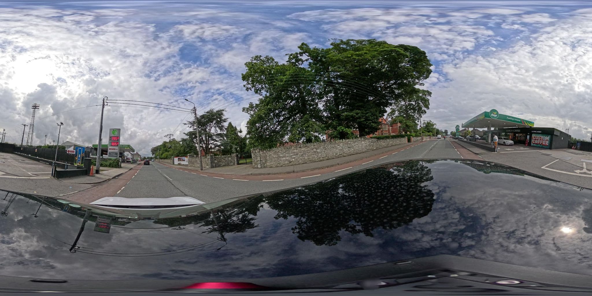 Street view near Innisfree House, Dundalk — © yannakis (CC BY-SA · Mapillary)