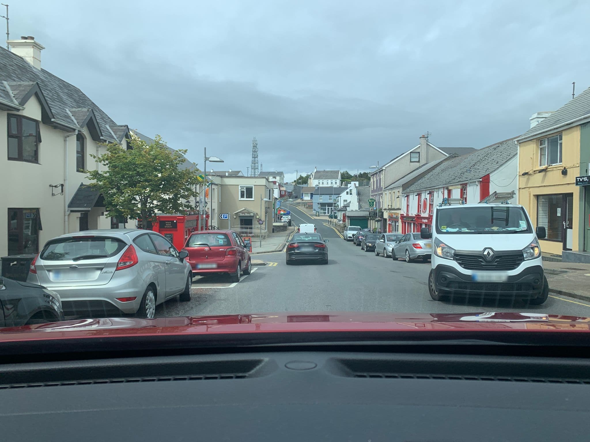 Street view near Sweeneys Hotel Dungloe, Dungloe — © noelb (CC BY-SA · Mapillary)