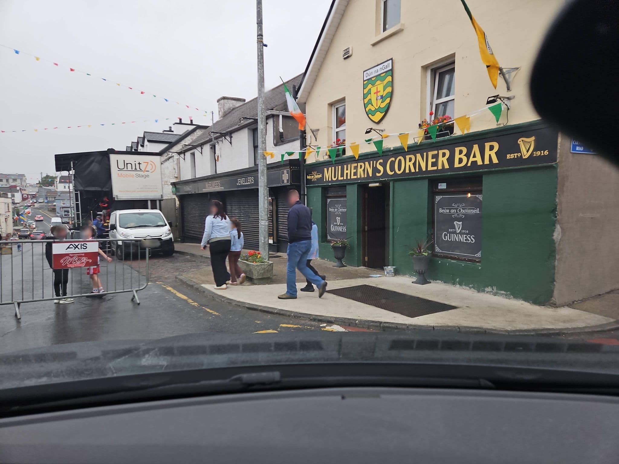Street view near Dungloe Rooms and Apartments, Dungloe — © toho (CC BY-SA · Mapillary)