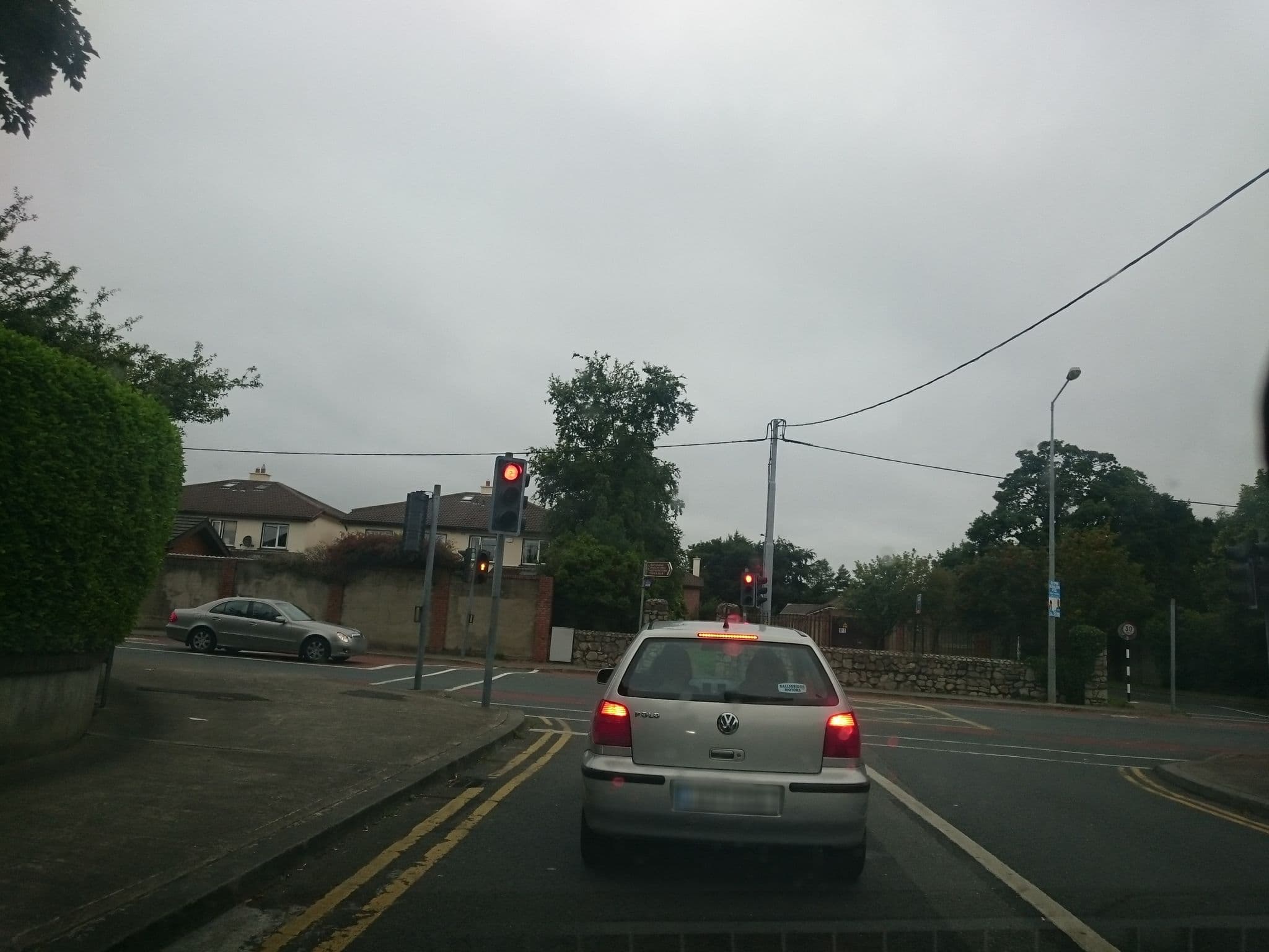 Street view near The Leopardstown Inn, Sandyford — © brianh (CC BY-SA · Mapillary)