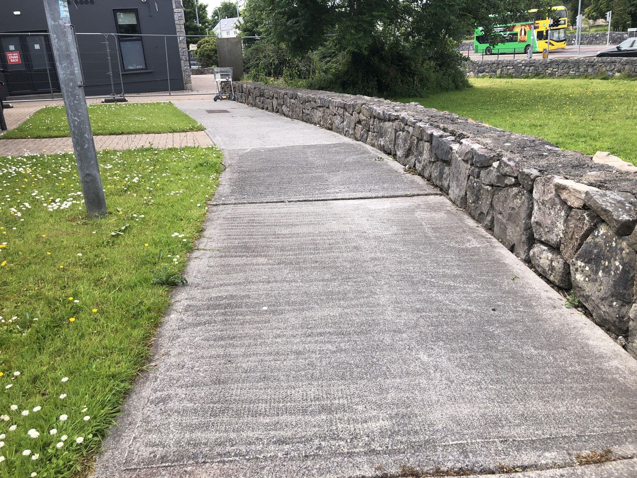 Street view near Glen Oaks Lodge, Galway — © teltales (CC BY-SA · Mapillary)
