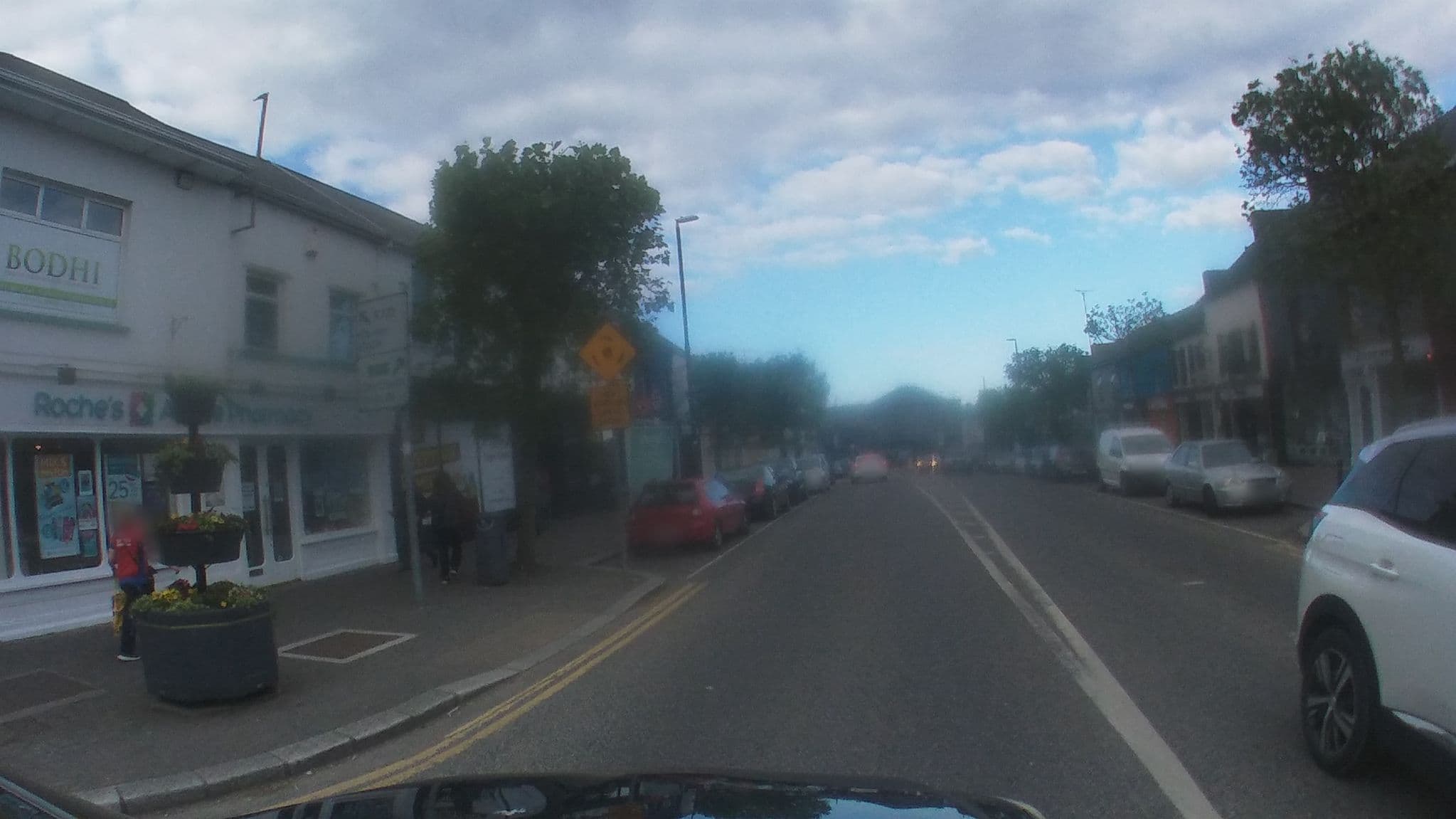 Street view near Sean G's Hotel and Holiday Cottages, Gorey — © debigc (CC BY-SA · Mapillary)