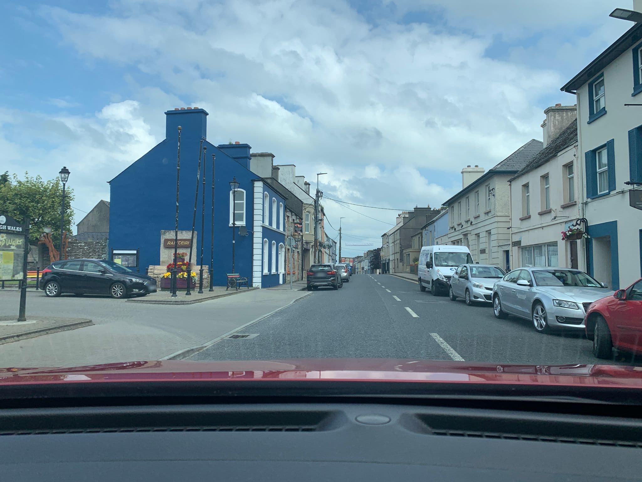 Street view near Cill Aodain Court Hotel, Kiltamagh — © noelb (CC BY-SA · Mapillary)