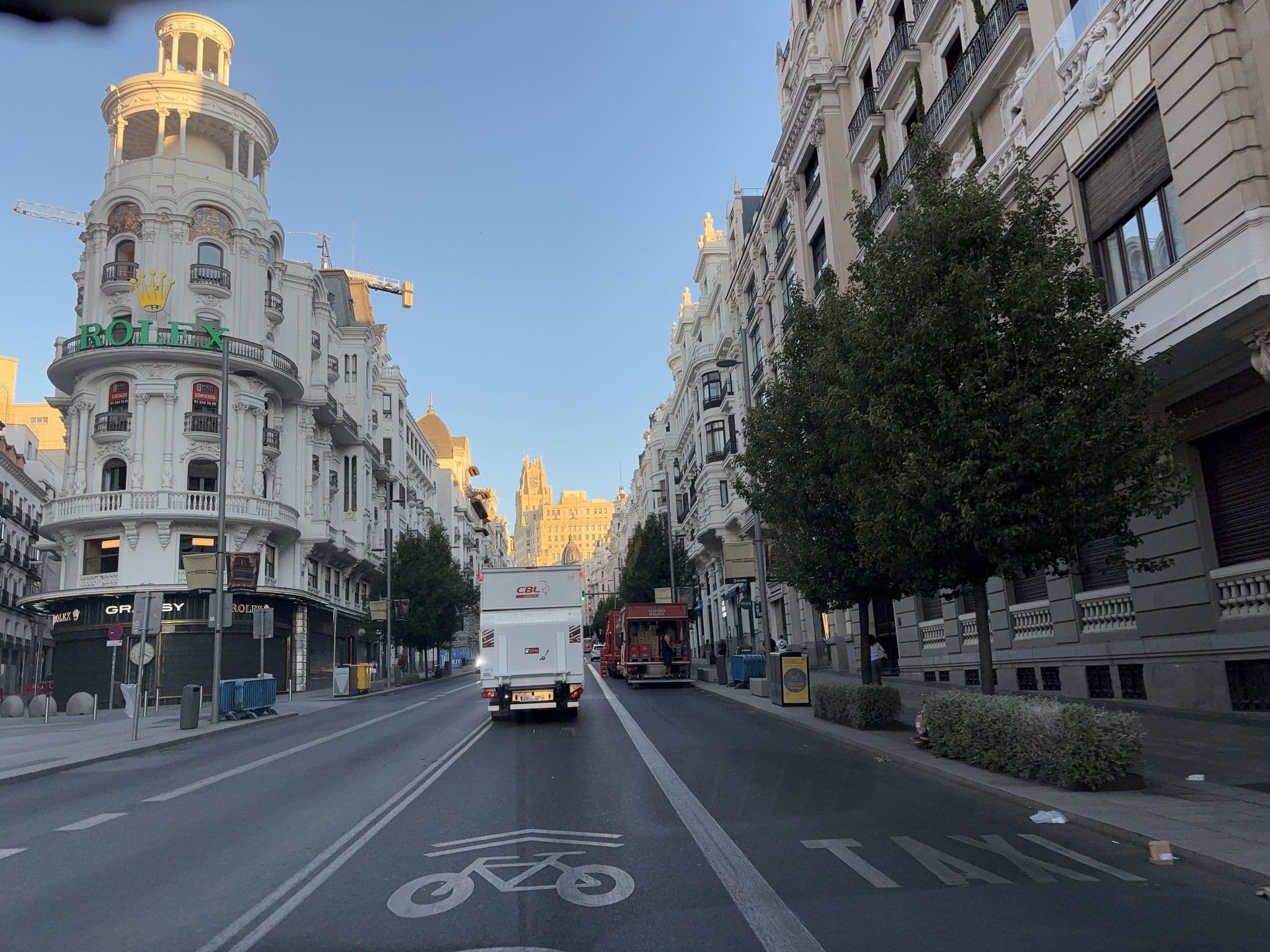 Street view near The Principal Madrid Hotel, member of Small Luxury Hotels, Las Cortes — © seraq (CC BY-SA · Mapillary)