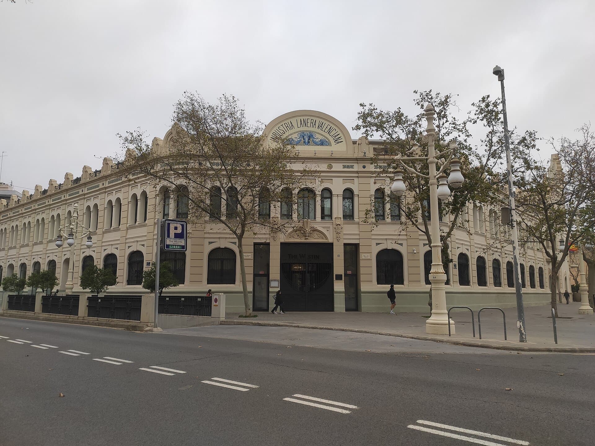 The Westin Valencia (via Wikimedia Commons, CC BY-SA 4.0)