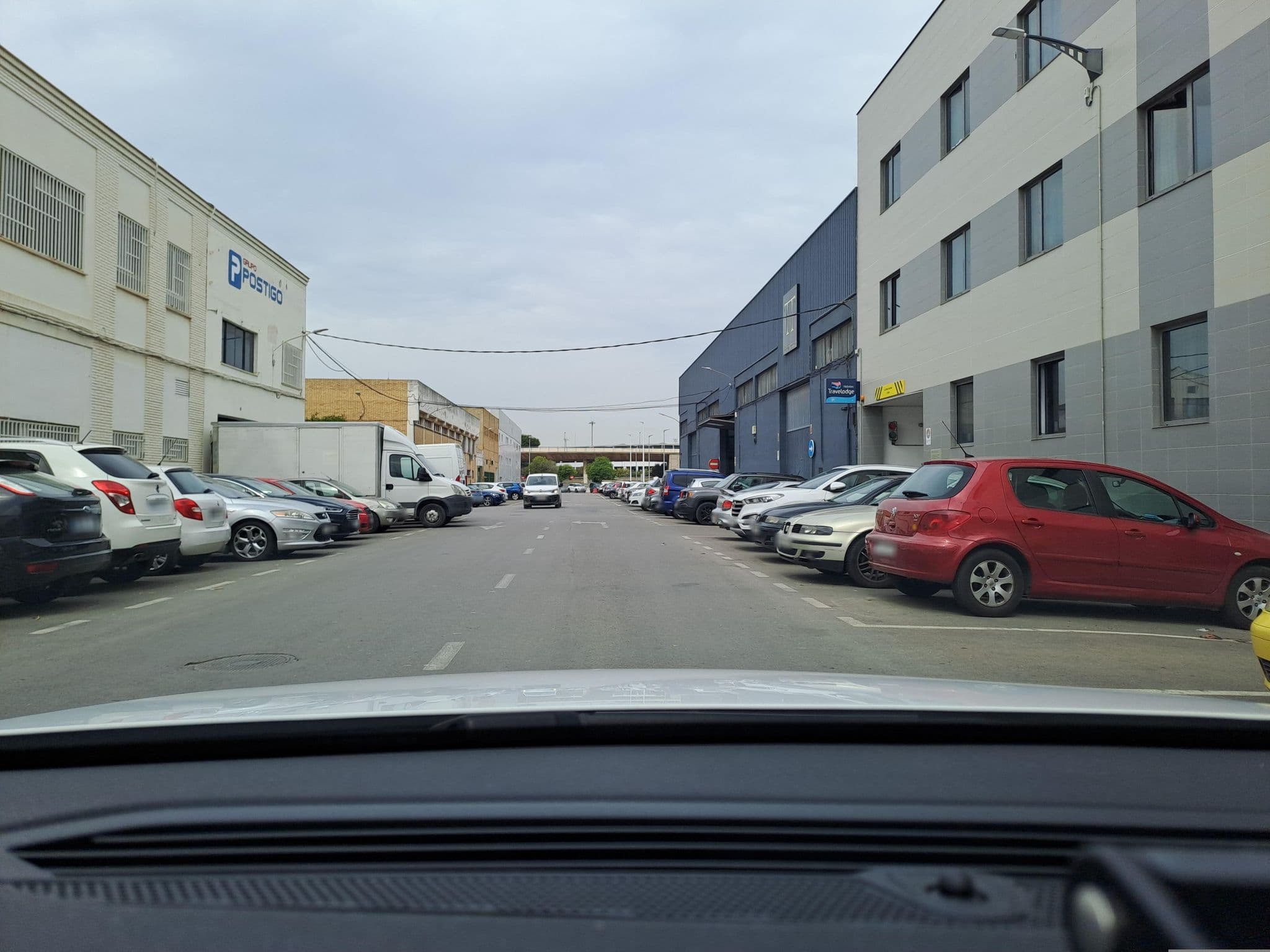 Street view near Hotel Travelodge Valencia Aeropuerto, Manises — © normanm (CC BY-SA · Mapillary)