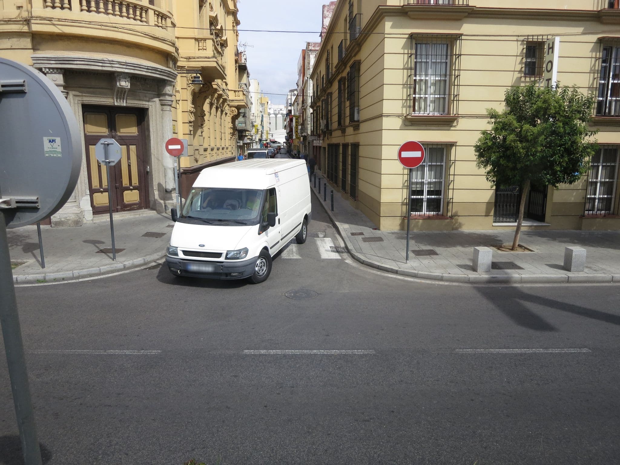 Street view near Hotel Don Manuel, Algeciras — © lto (CC BY-SA · Mapillary)