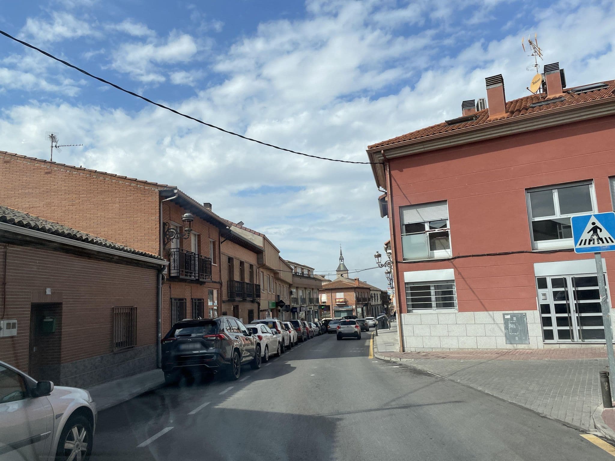 Street view near Hotel Algete, Algete — © seraq (CC BY-SA · Mapillary)
