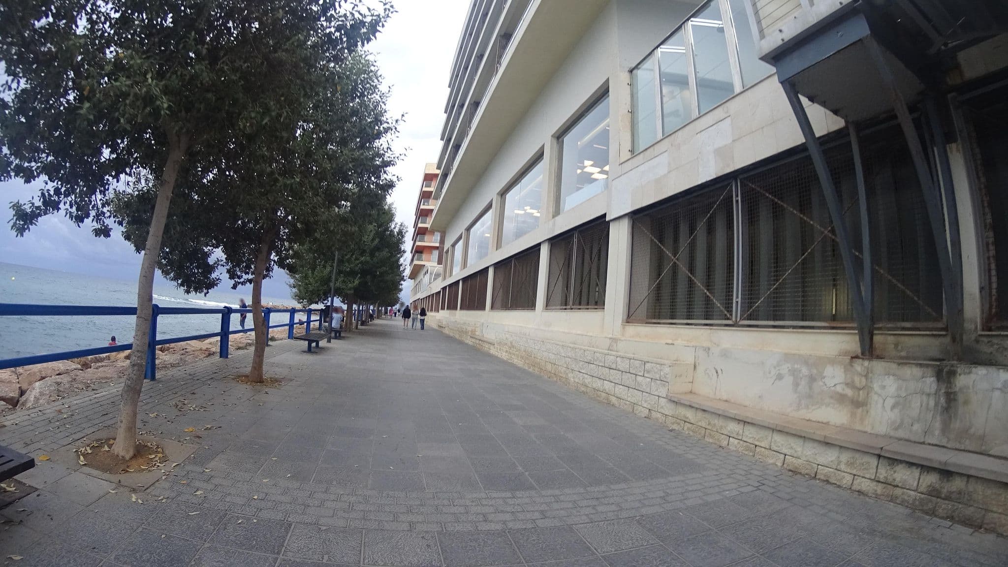 Street view near The Level at Meliá Alicante - Adults only, Alicante — © robertogeb (CC BY-SA · Mapillary)
