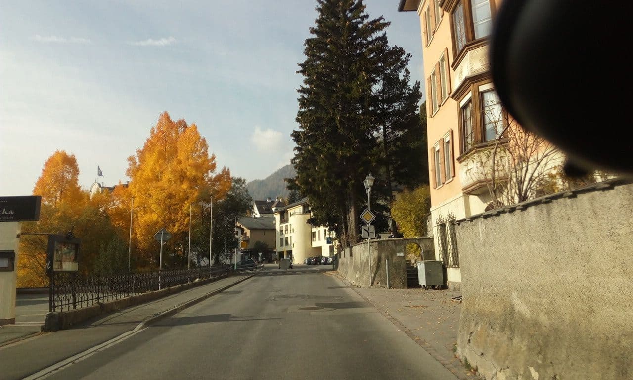 Street view near Quadratscha, Samedan — © selfishseahorse (CC BY-SA · Mapillary)