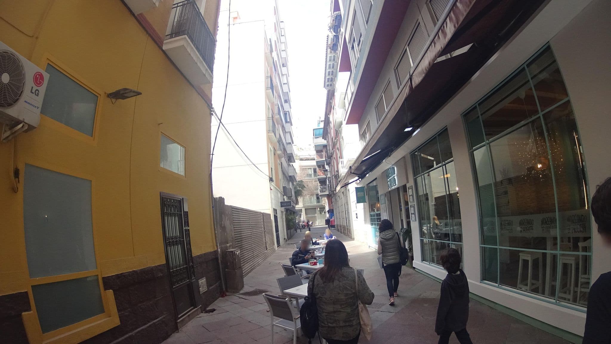 Street view near Apartamentos Hello Alicante, Alicante — © robertogeb (CC BY-SA · Mapillary)