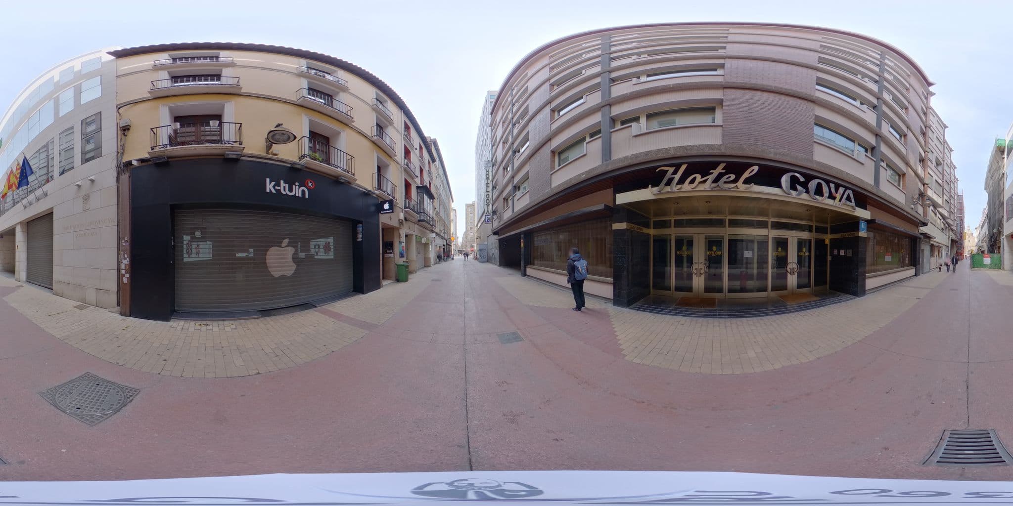 Street view near Hotel Goya, Zaragoza, Zaragoza — © un_tal_ivan (CC BY-SA · Mapillary)