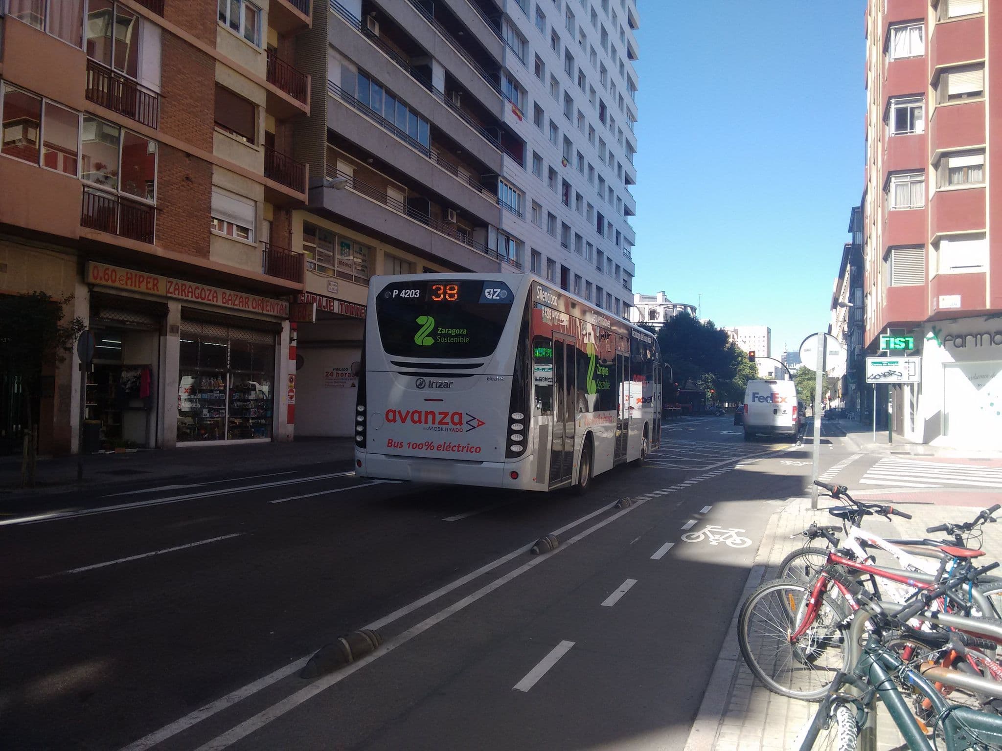 Street view near Hostal Ávila, Delicias — © robot8a (CC BY-SA · Mapillary)