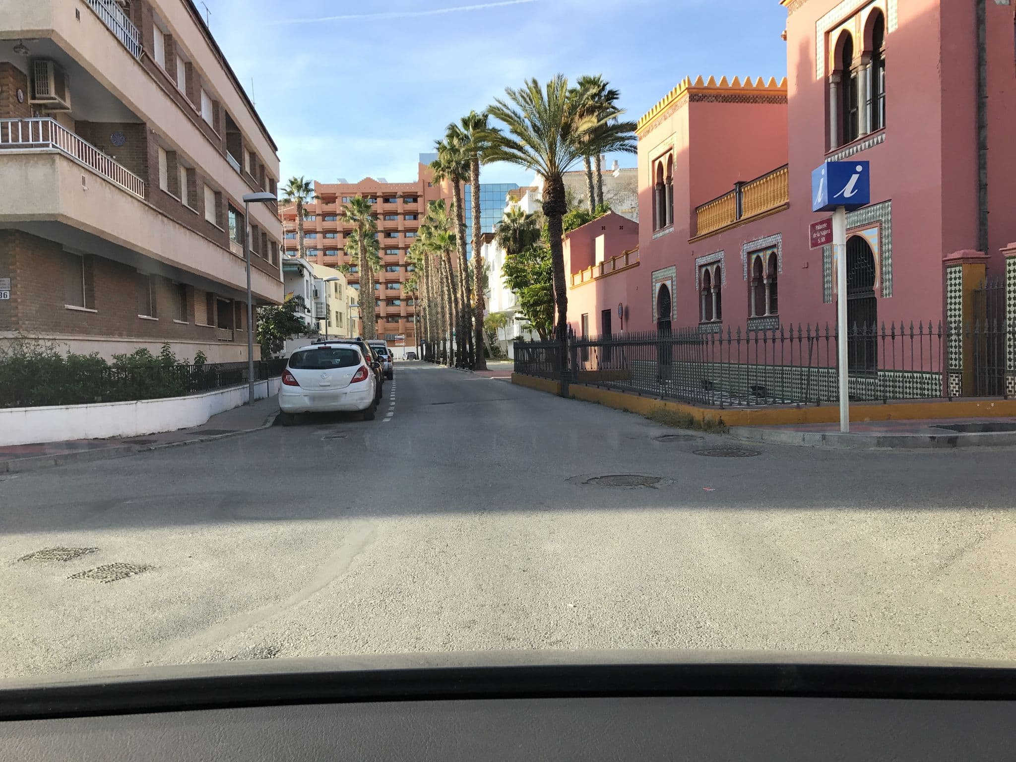Street view near Hostal Tropical, Almuñécar — © rainerup (CC BY-SA · Mapillary)