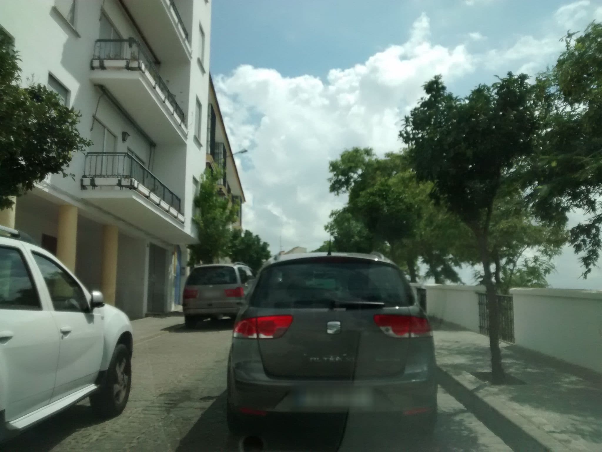 Street view near Hotel Los Olivos, Arcos de la Frontera — © egofer (CC BY-SA · Mapillary)