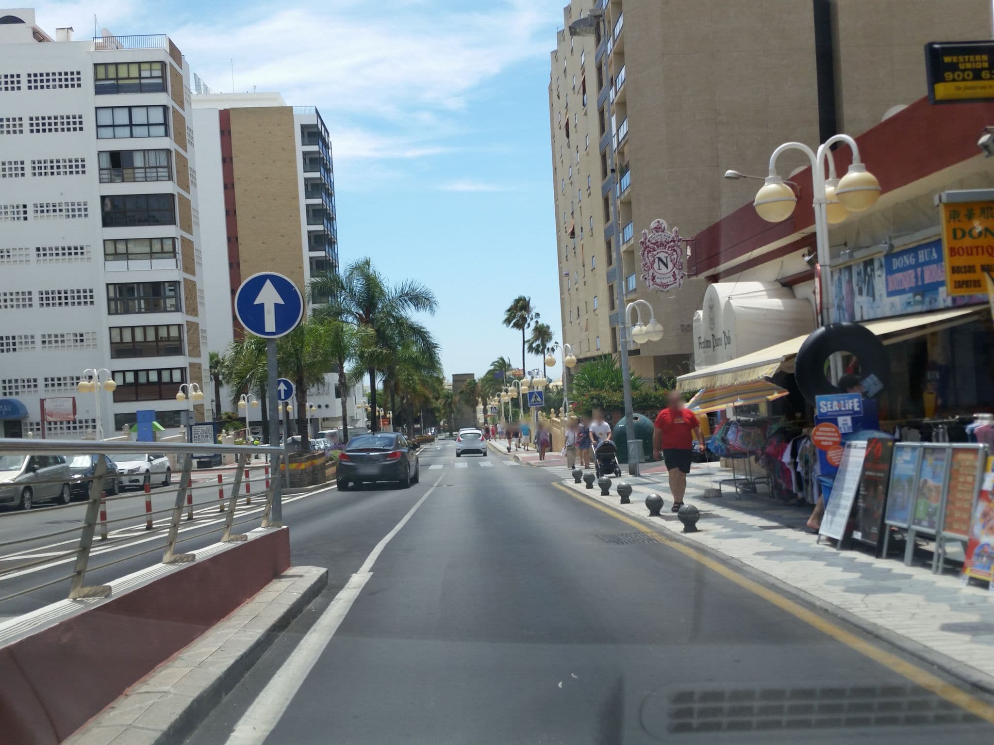 Street view near Apartamentos MS Puerto Marina (antes Pepita), Arroyo de la Miel — © jaakkoh (CC BY-SA · Mapillary)