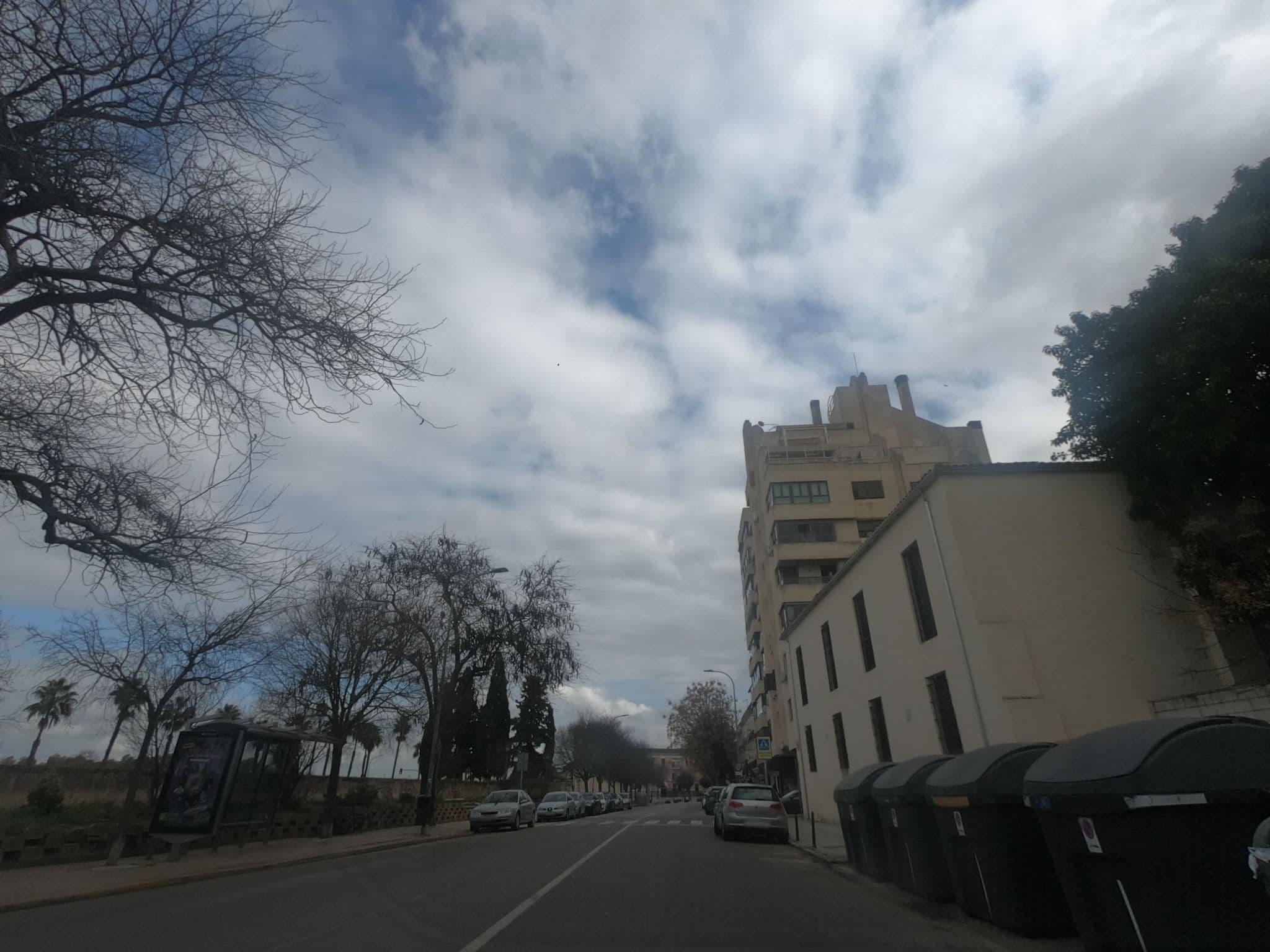 Street view near Sercotel Gran Hotel Zurbarán, Badajoz — © filohipo (CC BY-SA · Mapillary)