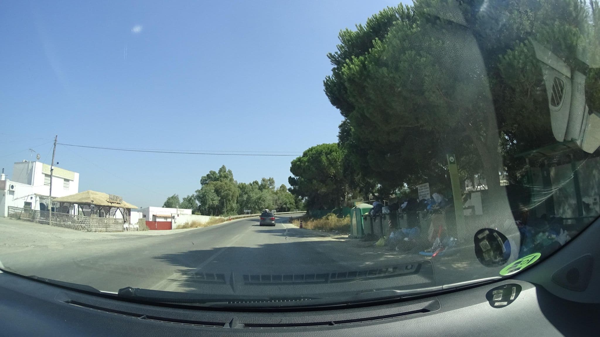 Street view near Alojamiento El Chaparro, Barbate — © robertogeb (CC BY-SA · Mapillary)