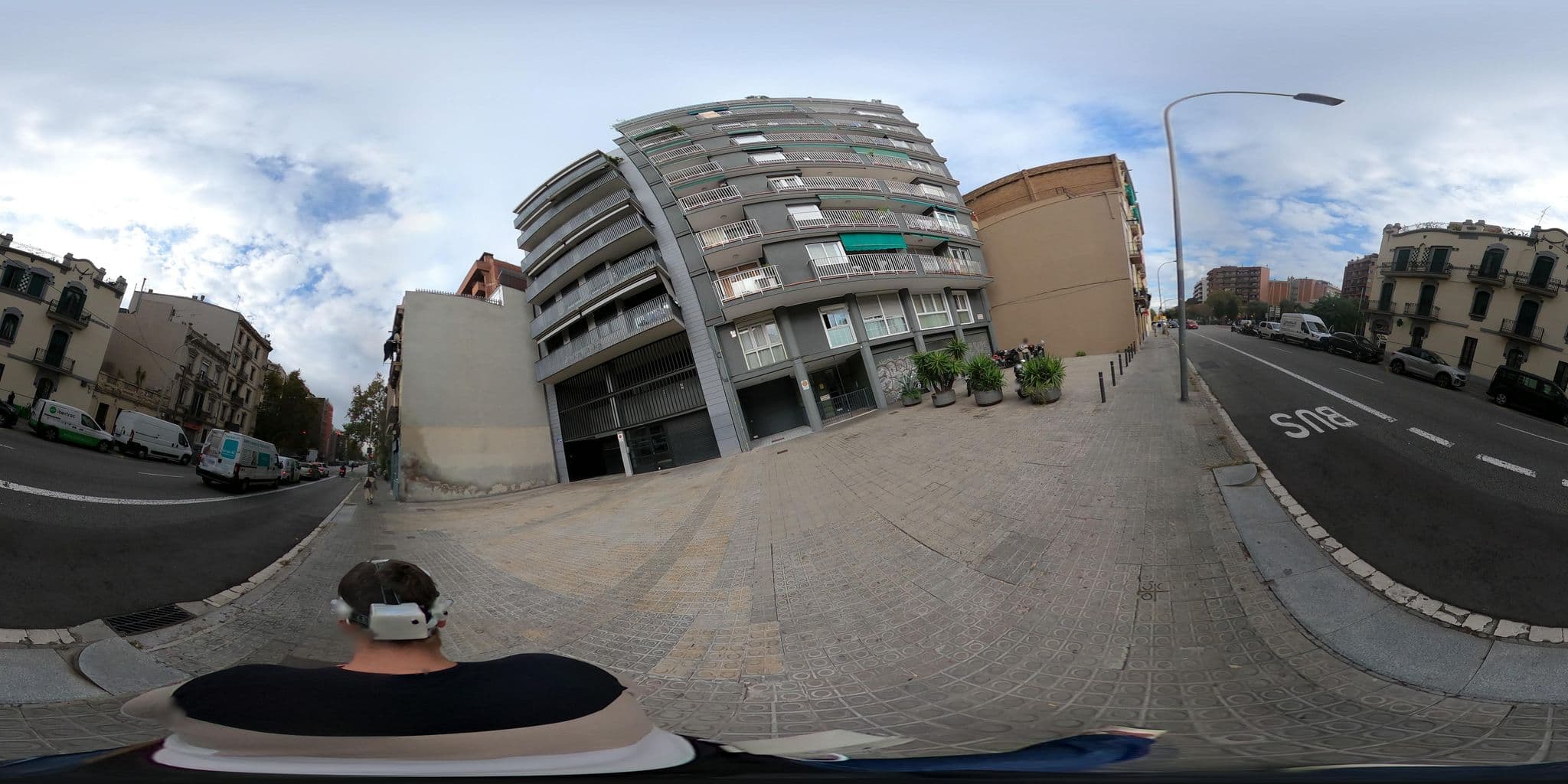 Street view near Hotel Catalonia Albeniz, el Clot — © frank984 (CC BY-SA · Mapillary)
