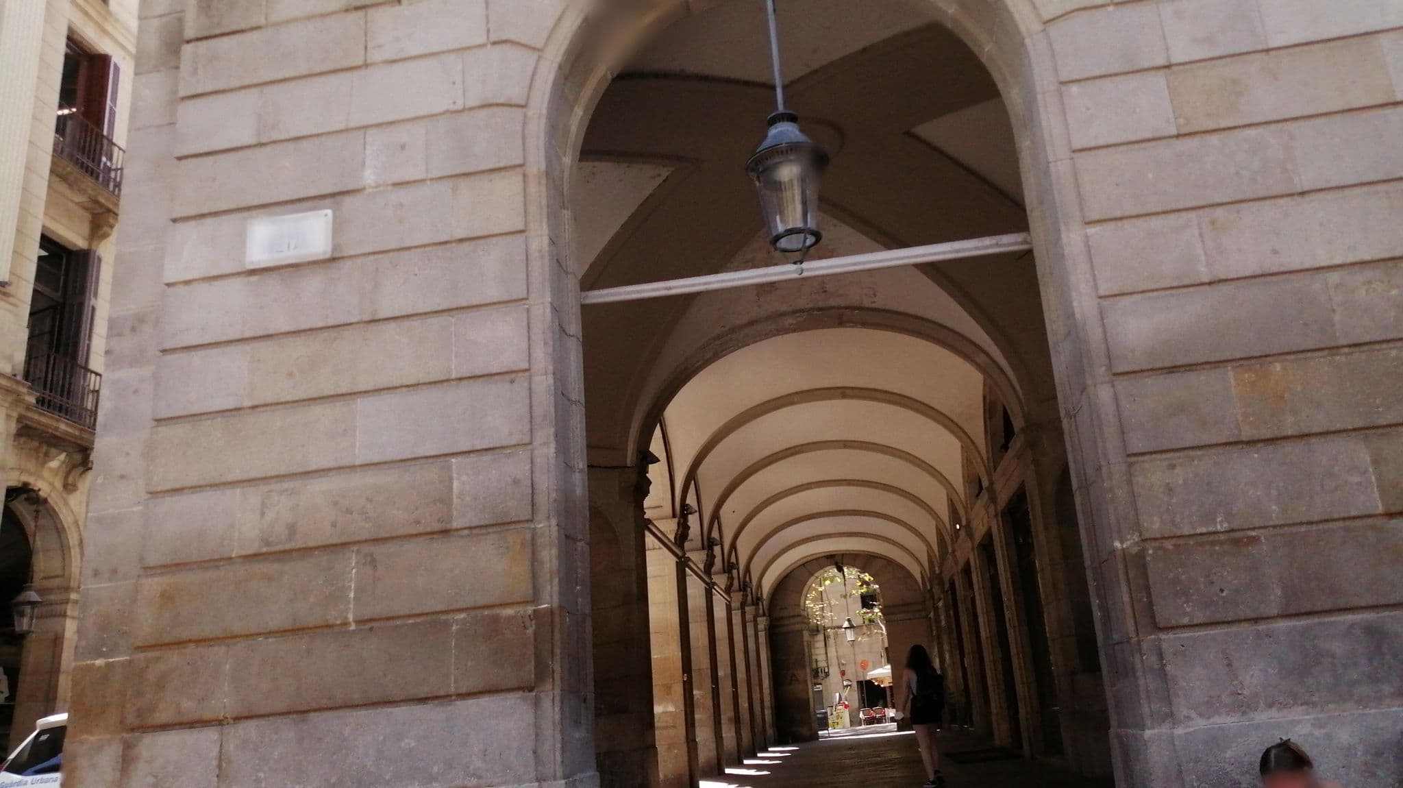 Street view near Hotel Fornos Barcelona, Ciutat Vella — © alememex (CC BY-SA · Mapillary)