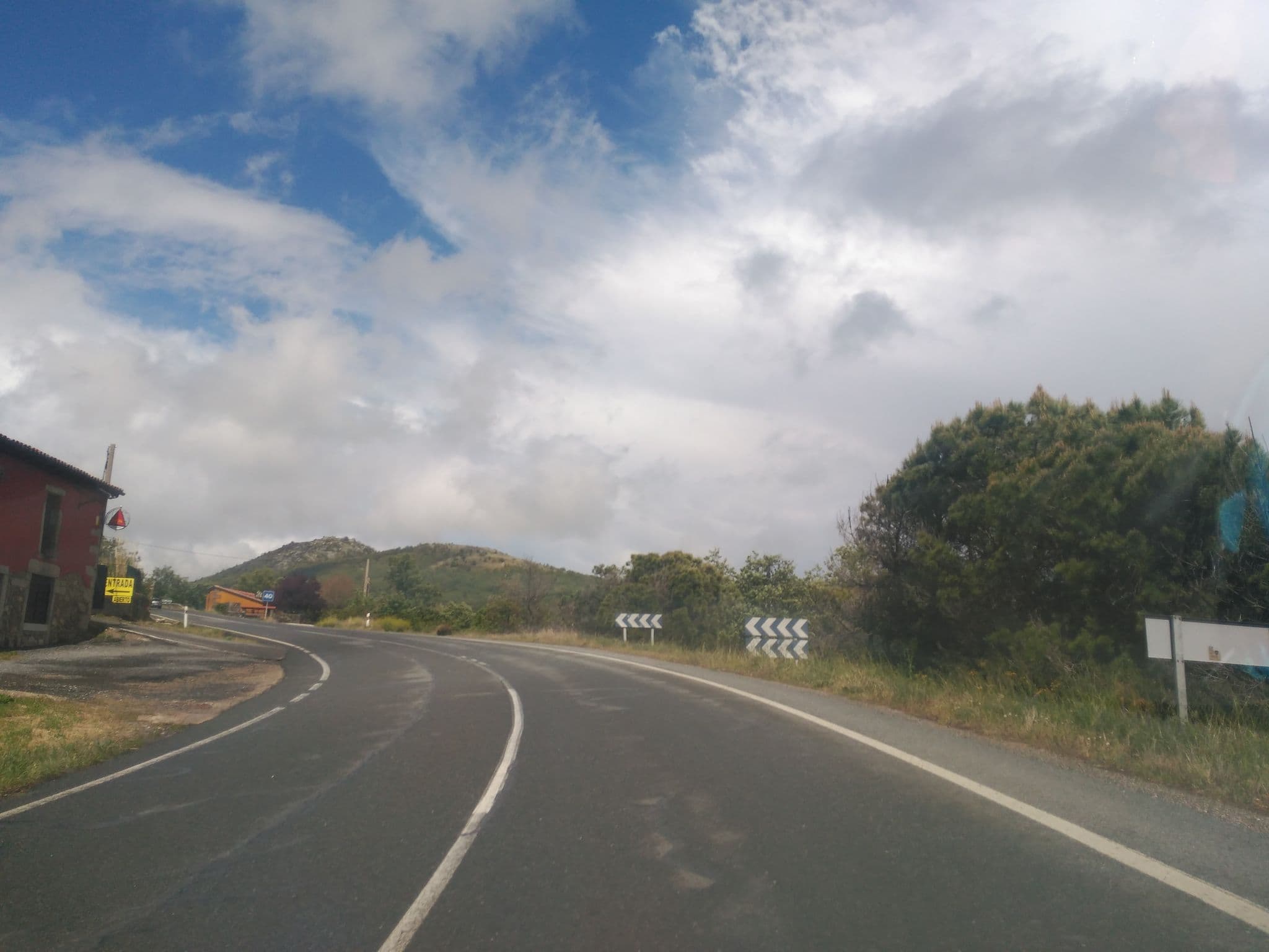 Street view near Hotel Rural Vistahermosa, Béjar — © sanchi (CC BY-SA · Mapillary)