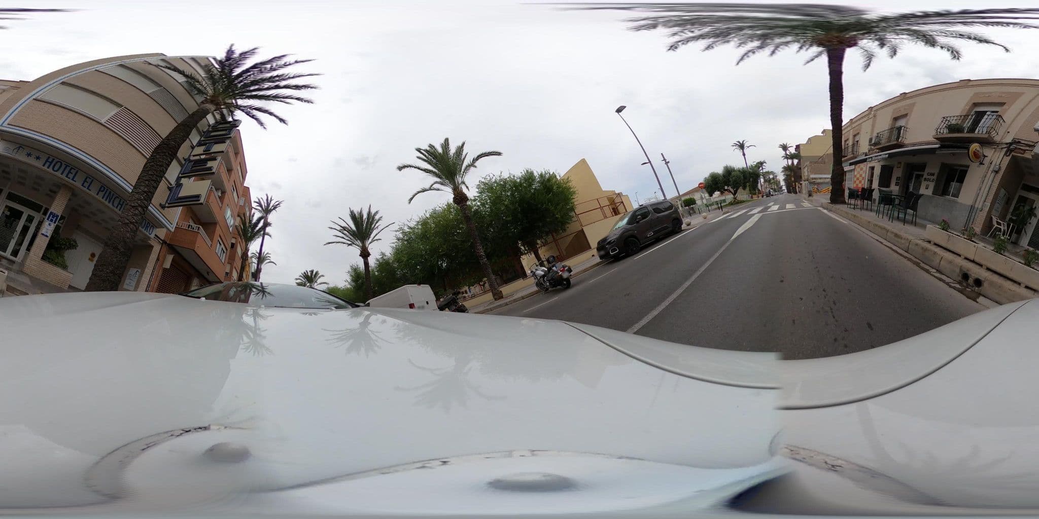 Street view near El Pinche de Oro, Benicarló — © ildecoco (CC BY-SA · Mapillary)