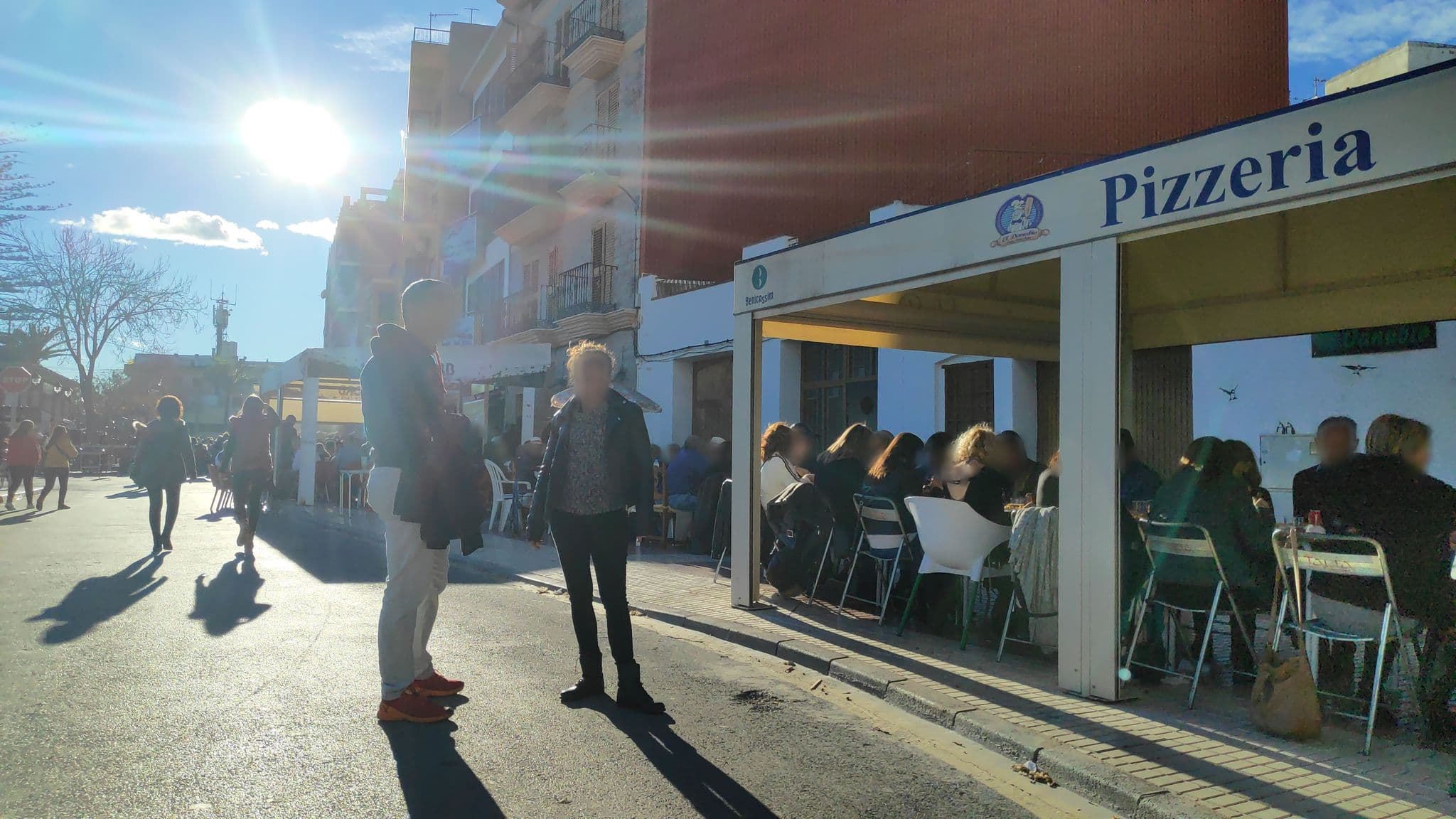 Street view near Pensión dos Puertas, Benicàssim — © neogeomat (CC BY-SA · Mapillary)