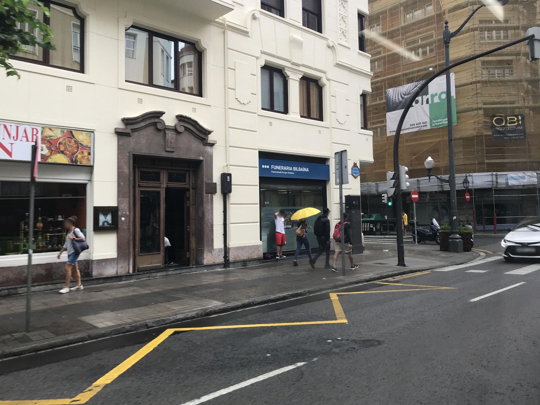 Street view near BYPILLOW Amari | Hotel boutique en el centro de Bilbao, Bilbao — © miguel_andrade (CC BY-SA · Mapillary)