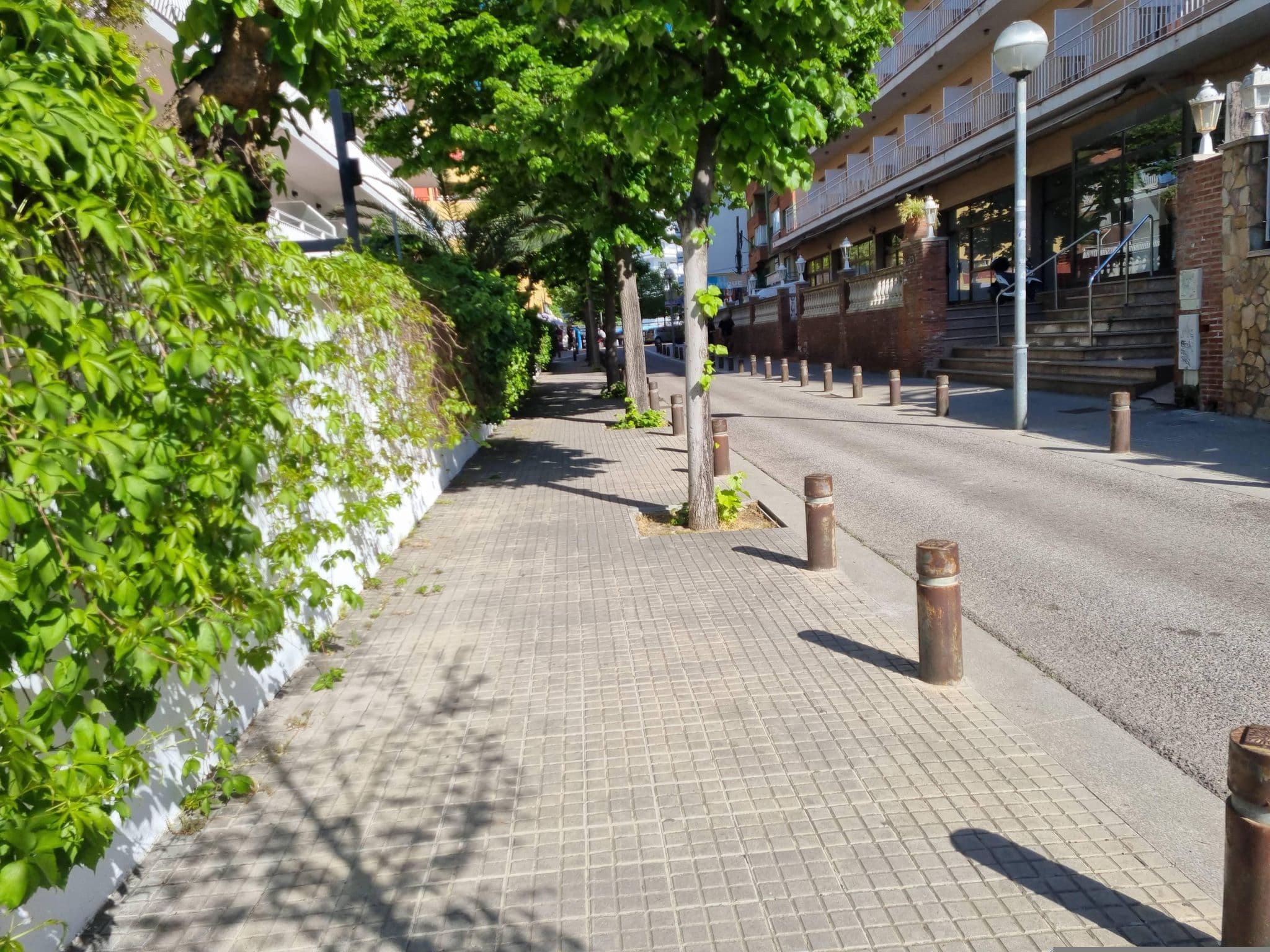 Street view near Hotel Acapulco Lloret, Lloret de Mar