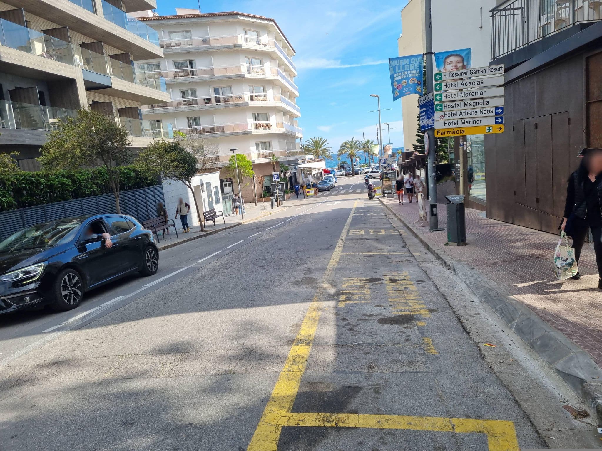 Street view near (The Place) Mariner by ALEGRIA, Lloret de Mar — © Franciscovalera (CC BY-SA · Mapillary)