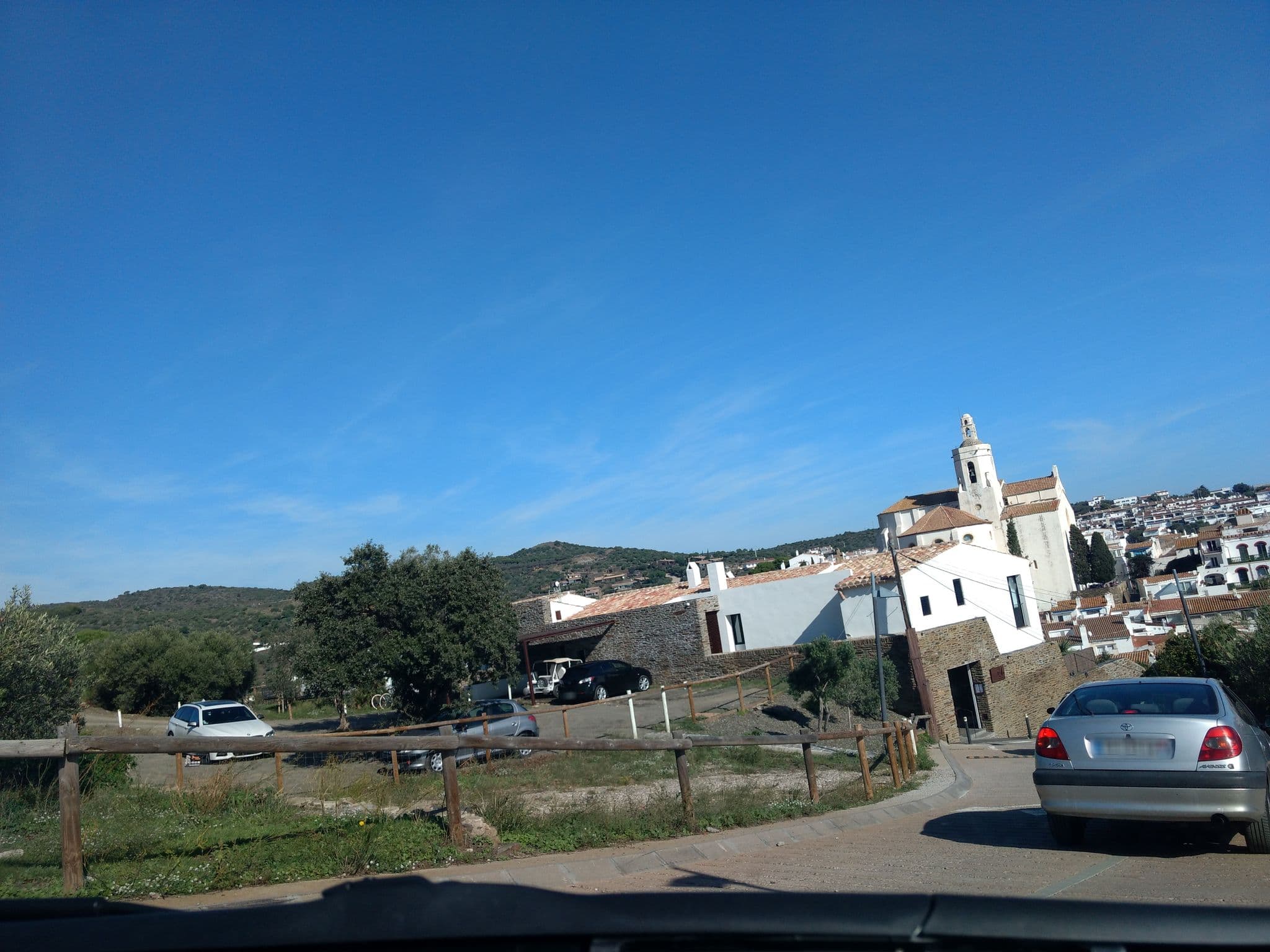Street view near Boutique Hotel Villa Gala, Cadaqués — © yod4z (CC BY-SA · Mapillary)