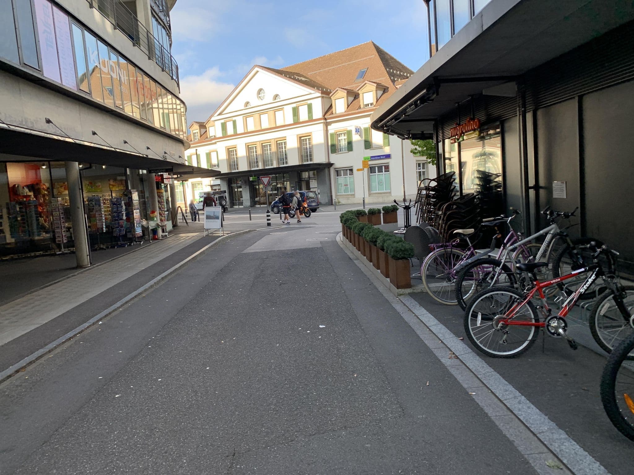 Street view near Bahnhof platz apartment 2, Unterseen — © robot8a (CC BY-SA · Mapillary)