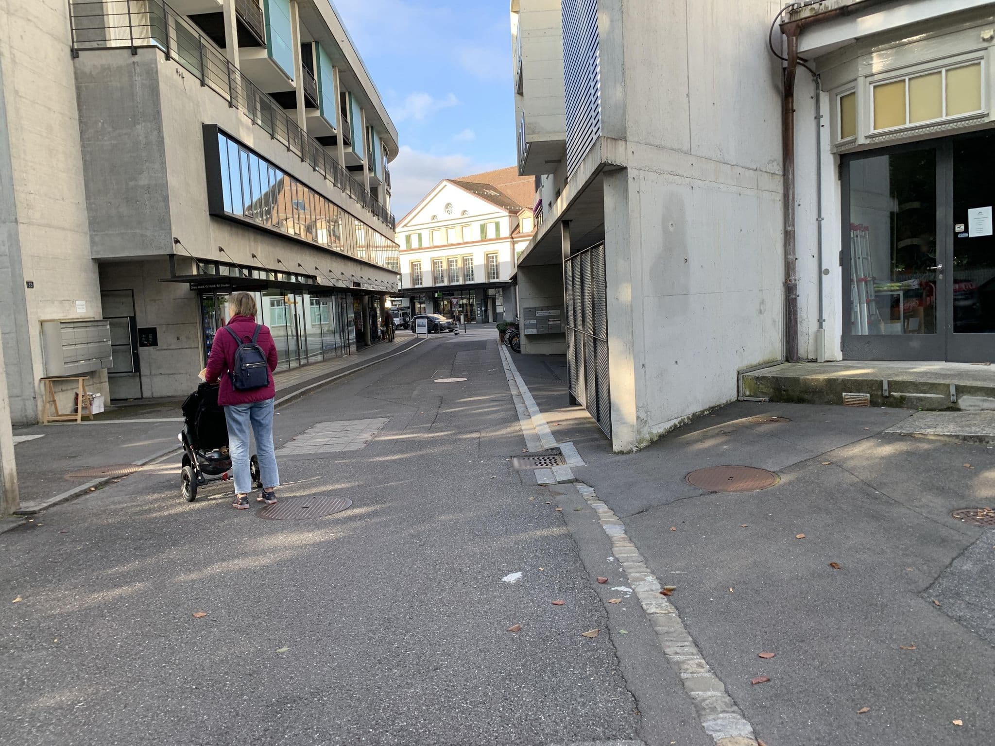Street view near Merkur, Unterseen — © robot8a (CC BY-SA · Mapillary)