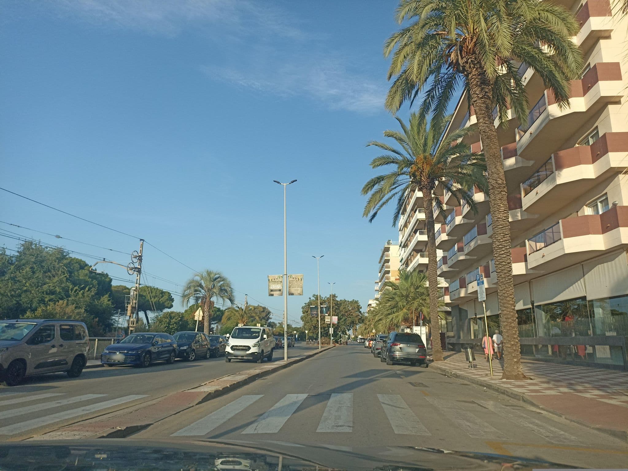 Street view near AQUA Hotel Promenade & Spa, Pineda de Mar — © toniserra (CC BY-SA · Mapillary)