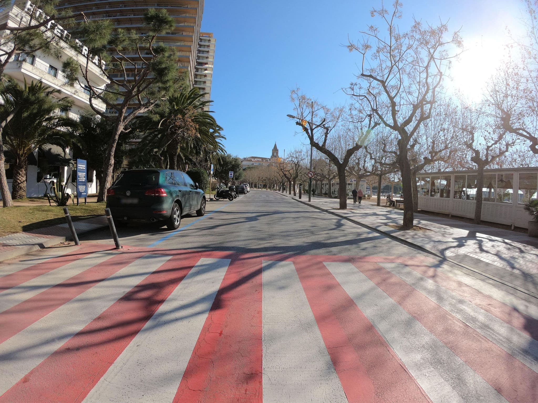 Street view near Hotel & Restaurant Trias, Palamós — © joostjakob (CC BY-SA · Mapillary)