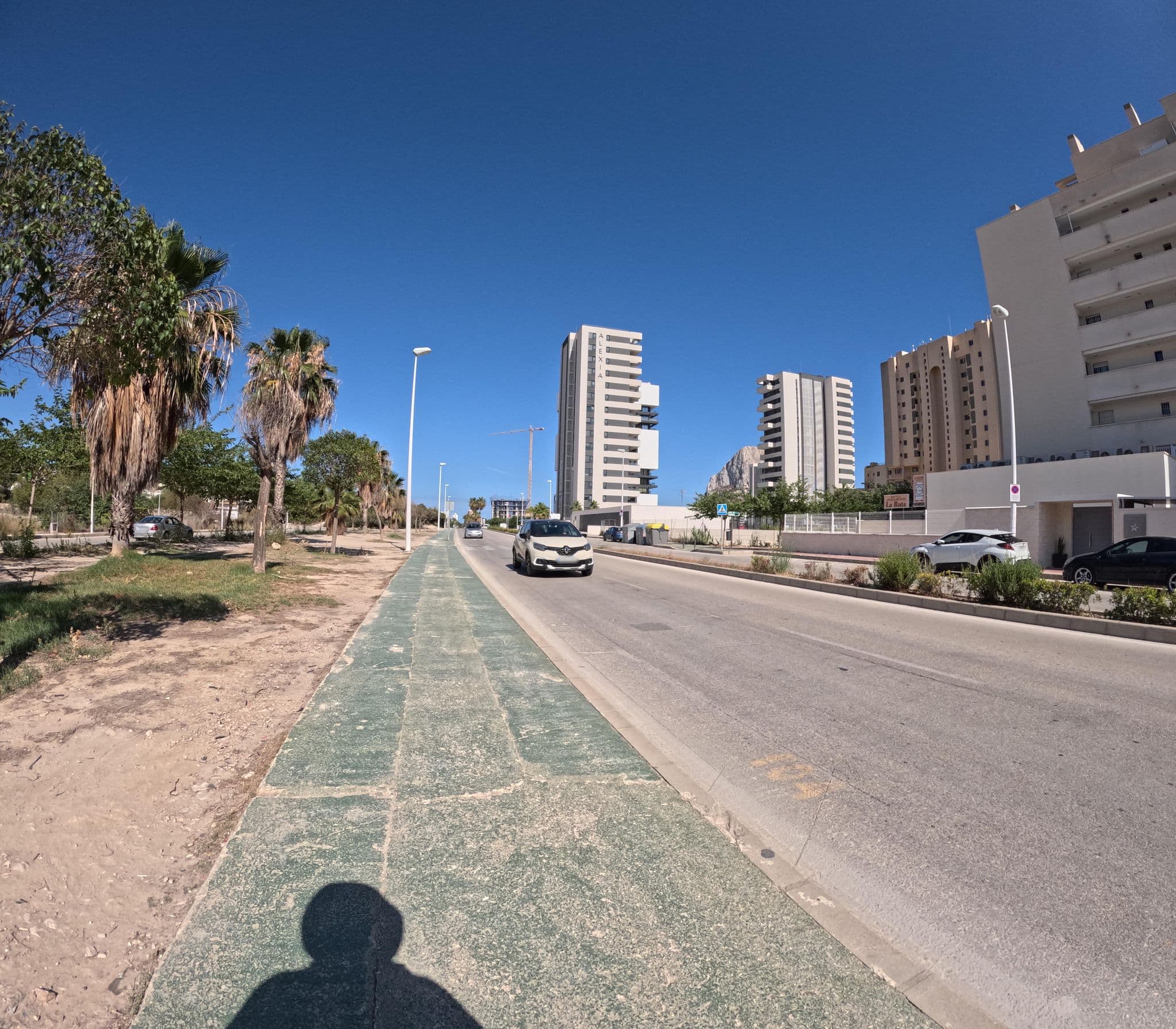 Street view near Hotel Apartamento La Ruta & Lavandería, Calp — © tjorim (CC BY-SA · Mapillary)
