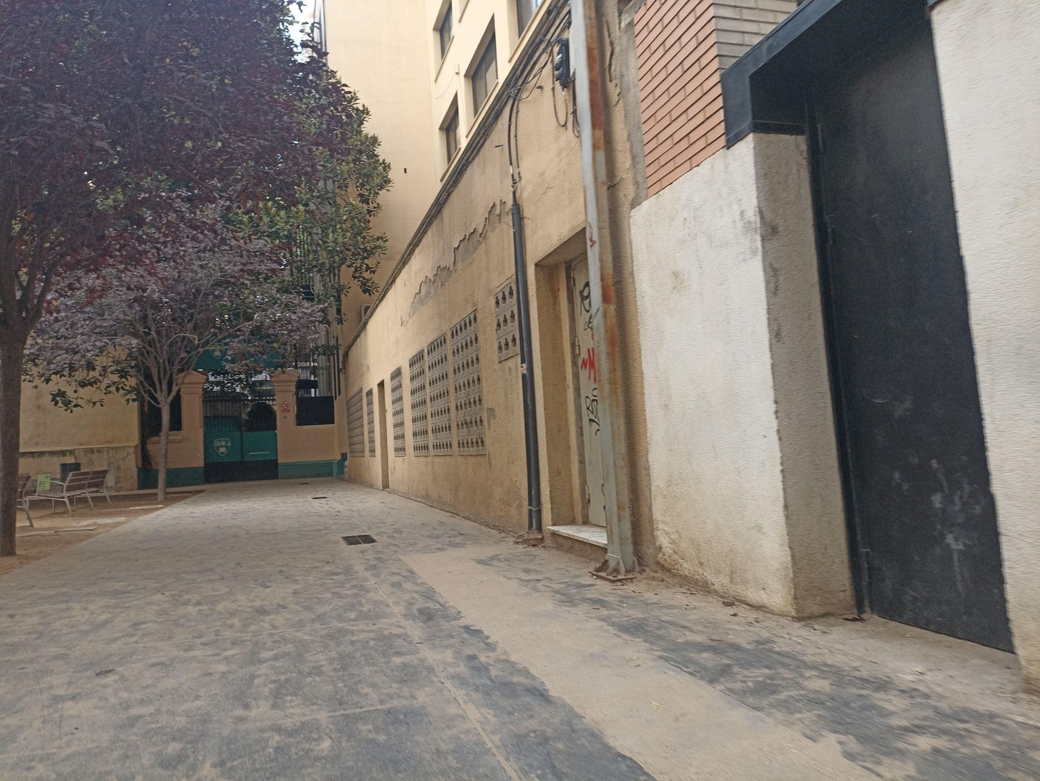 Street view near Hotel Praktik Bakery, Dreta de l'Eixample — © toniserra (CC BY-SA · Mapillary)