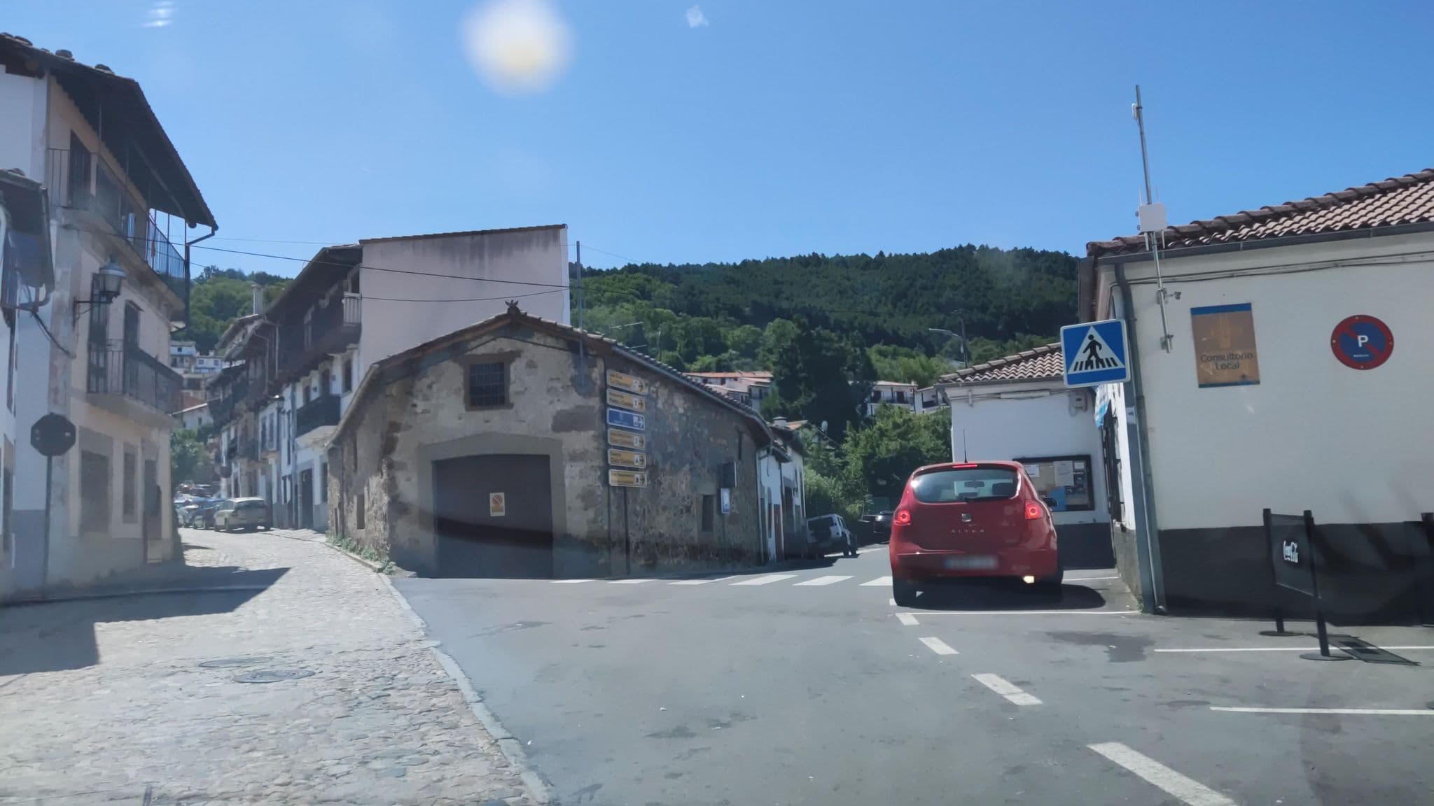 Street view near Casa Rural La Francesa, Candelario — © sanchi (CC BY-SA · Mapillary)