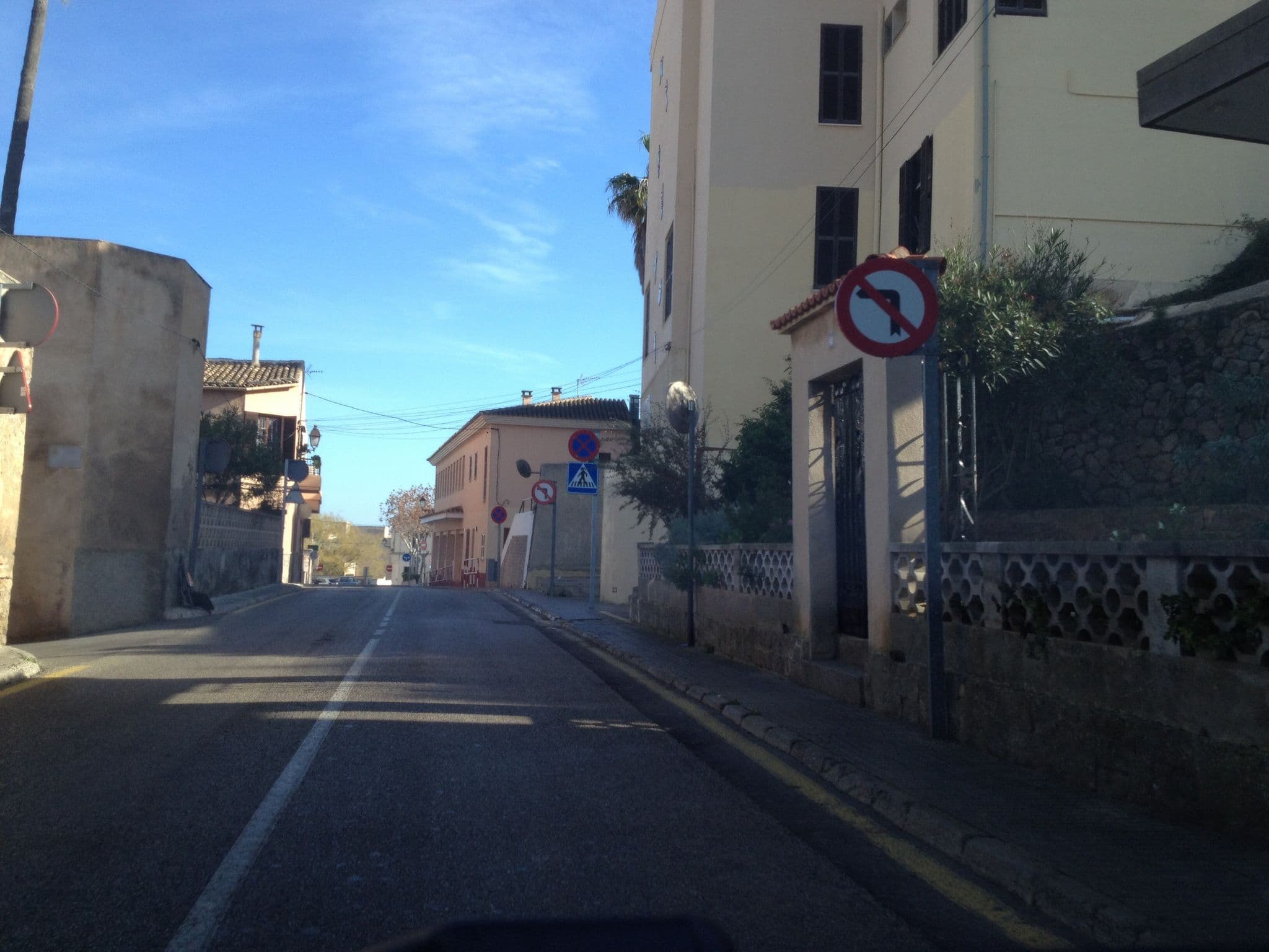 Street view near Carossa Hotel, Capdepera — © elgaard (CC BY-SA · Mapillary)