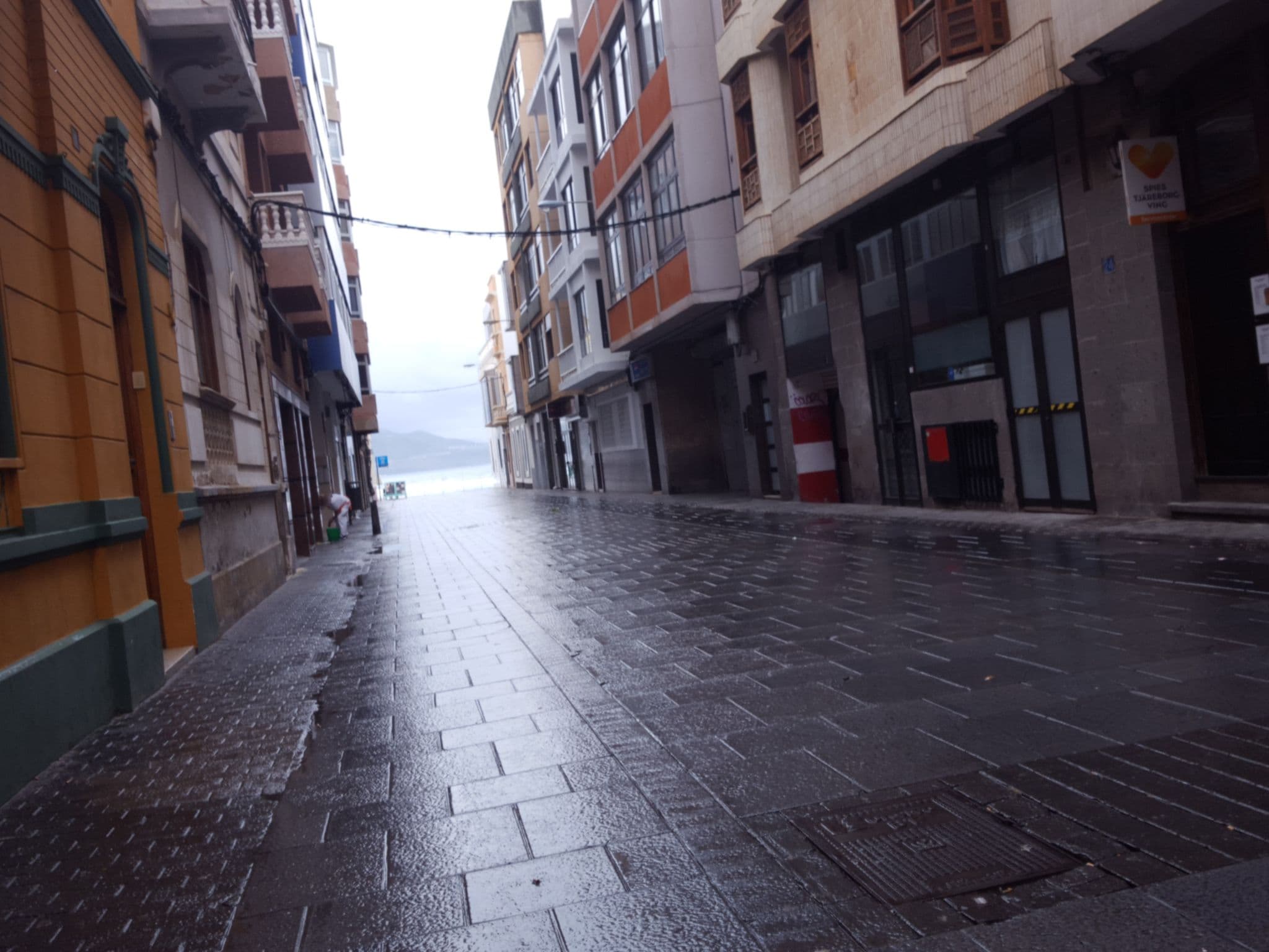 Street view near Occidental Las Canteras, Centro — © smoesmoesmoe (CC BY-SA · Mapillary)