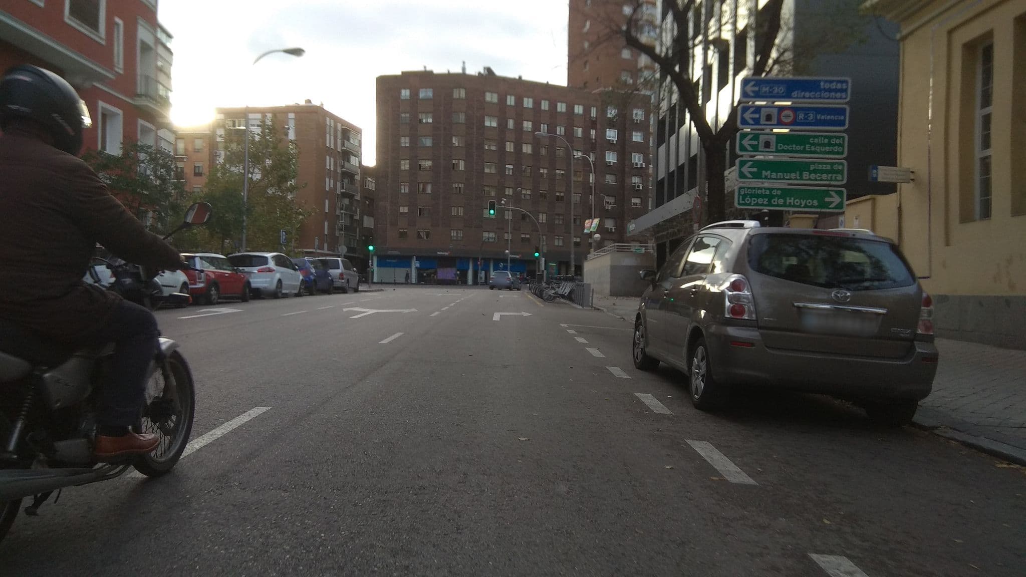 Street view near Cartagena Hotels, Lista — © ikanian (CC BY-SA · Mapillary)