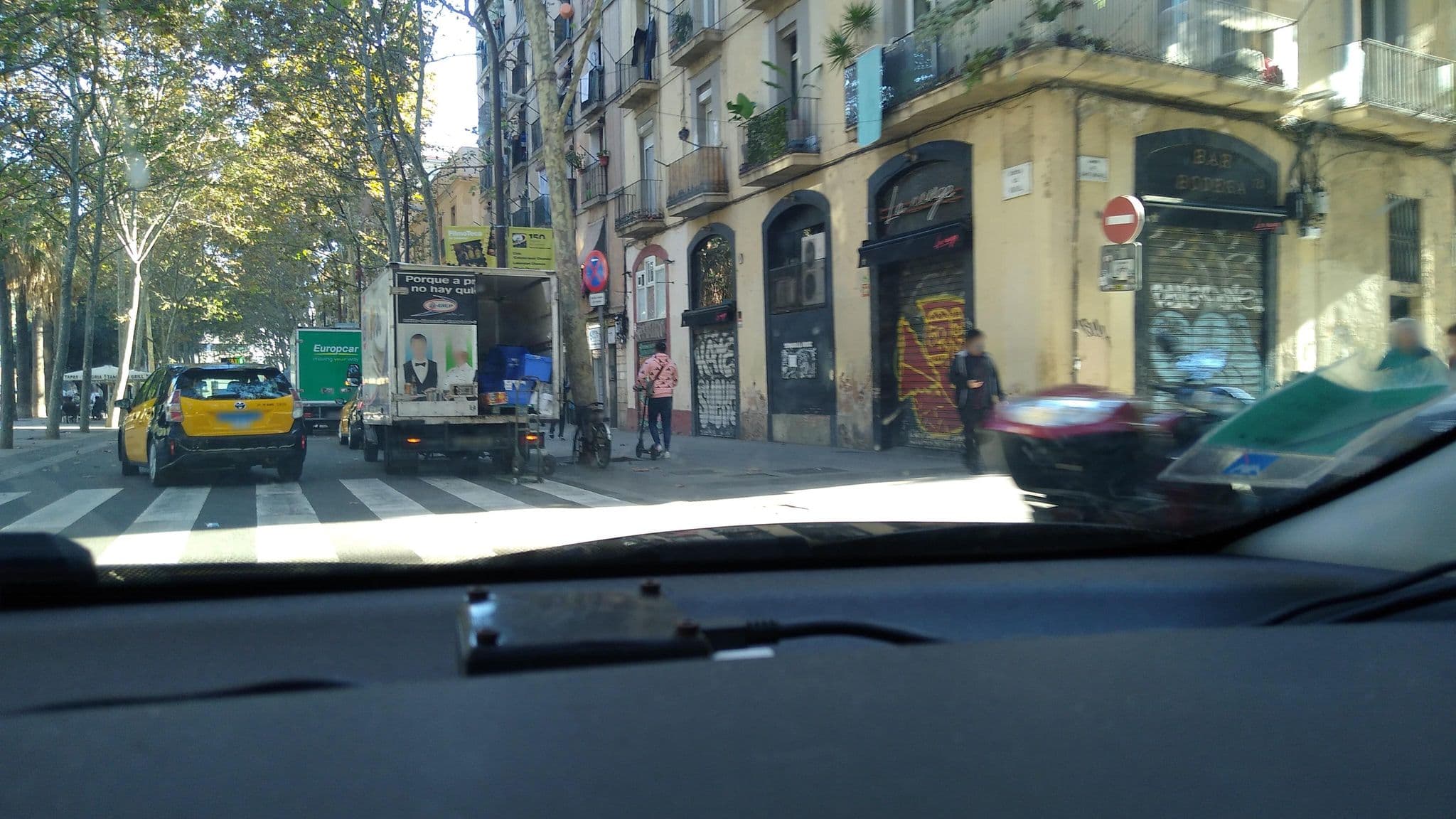 Street view near Hotel Niu Barcelona, el Raval — © rhum (CC BY-SA · Mapillary)