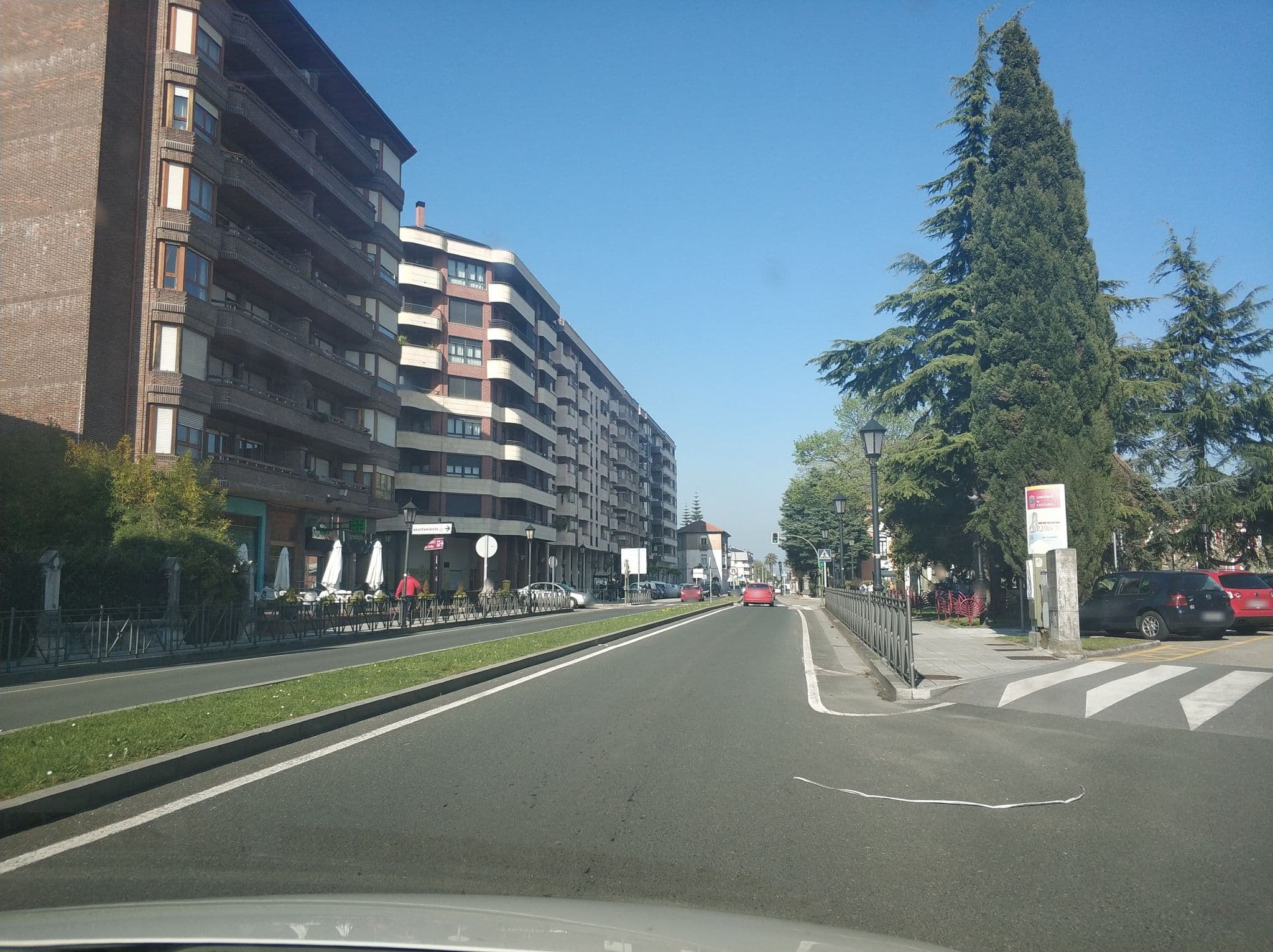 Street view near Hostal-Restaurante Montecarlo, Colindres — © sanchi (CC BY-SA · Mapillary)