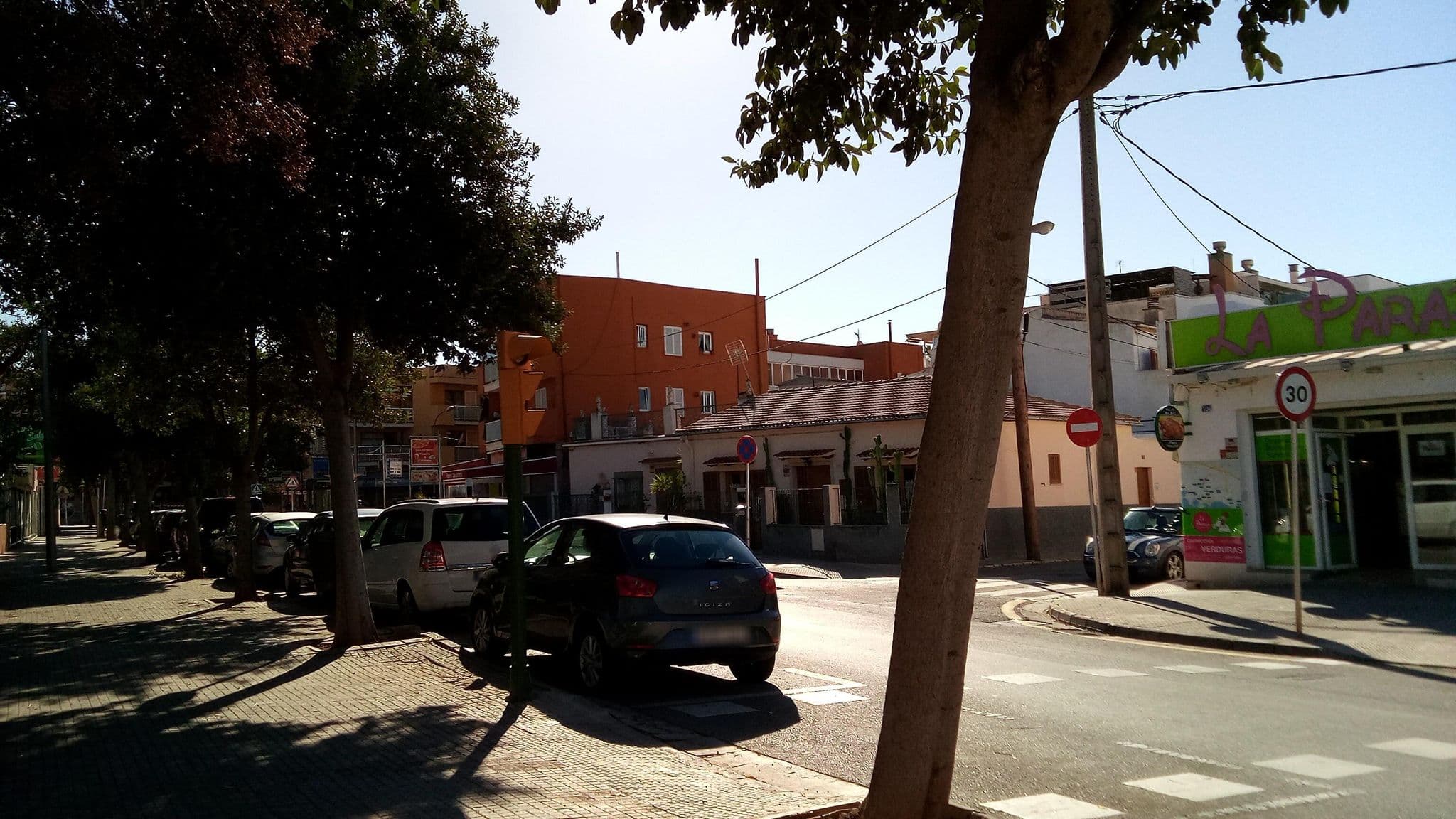 Street view near Hostal Cafeteria Maracaibo, Can Pastilla — © dulliman (CC BY-SA · Mapillary)