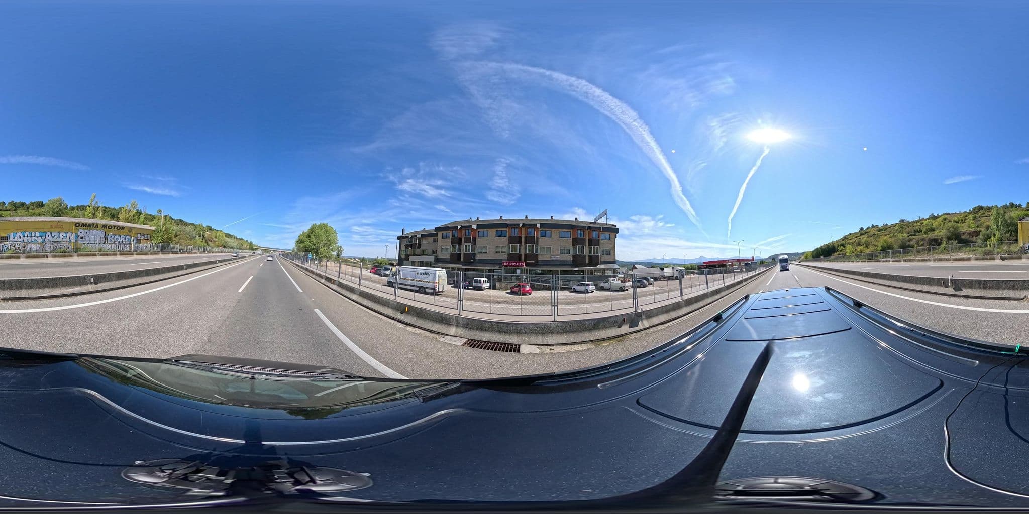 Street view near Hostal Restaurante LOS ROSALES - CASA TITO, Congosto — © seraq (CC BY-SA · Mapillary)