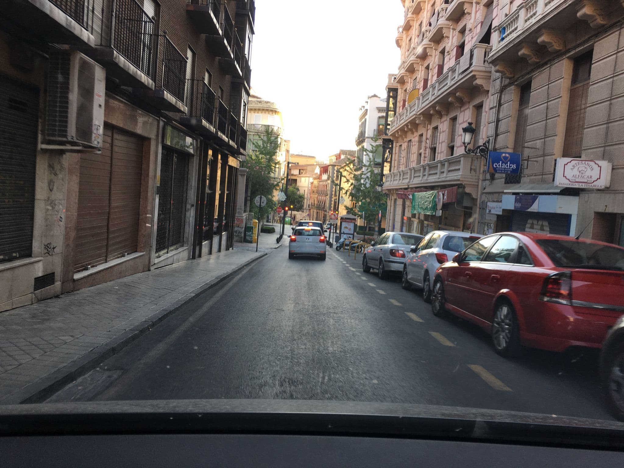 Street view near Boutique Hotel Luna Triunfo Granada, Granada — © rainerup (CC BY-SA · Mapillary)